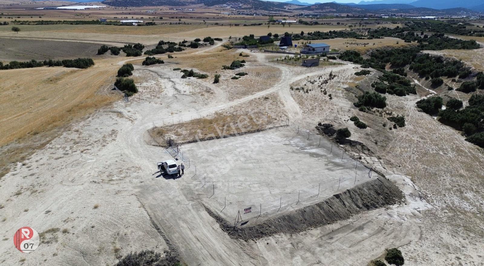 Antalya Korkuteli Uzunoluk Mahallesinde Satılık 675m2 Köşe Arsa - Görsel 6