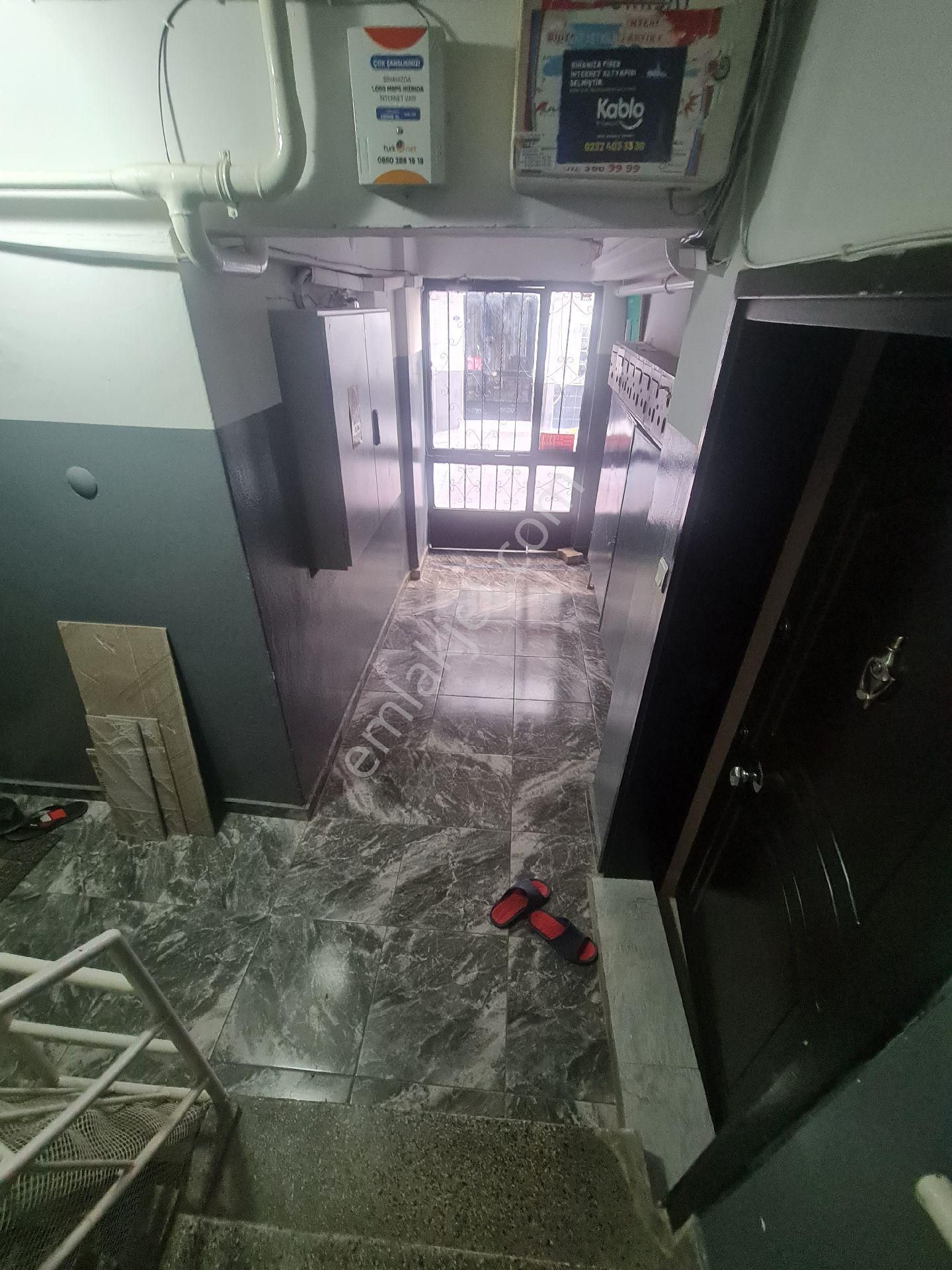 İzmir Hatayda Merkezi Konumda Satılık 3+1da - Görsel 3