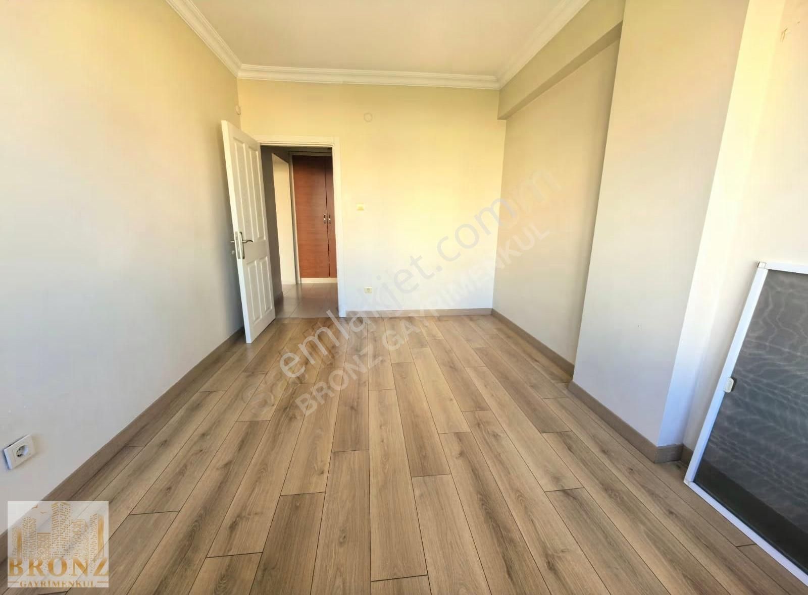 Acıbadem Caddesi Altı Açık Otoparklı Klimalı Ferah 3+1 - Görsel 2