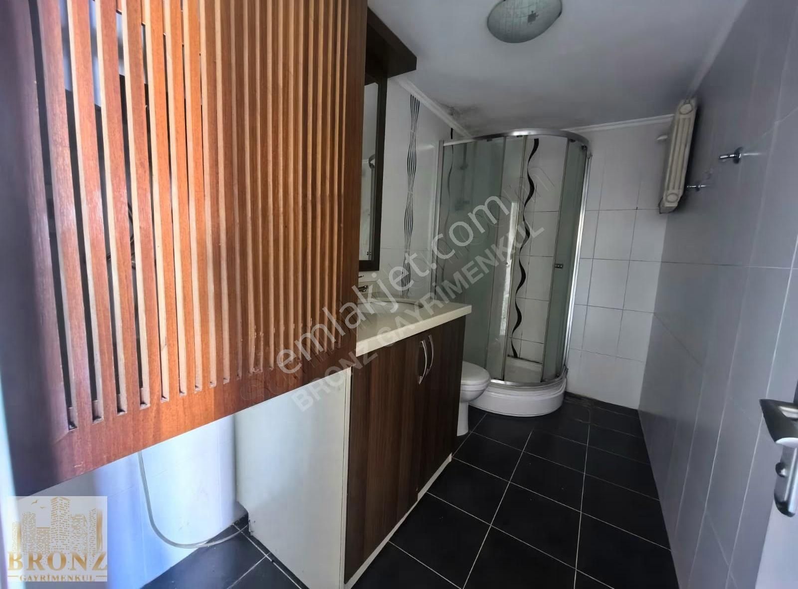 Acıbadem Caddesi Altı Açık Otoparklı Klimalı Ferah 3+1 - Görsel 6