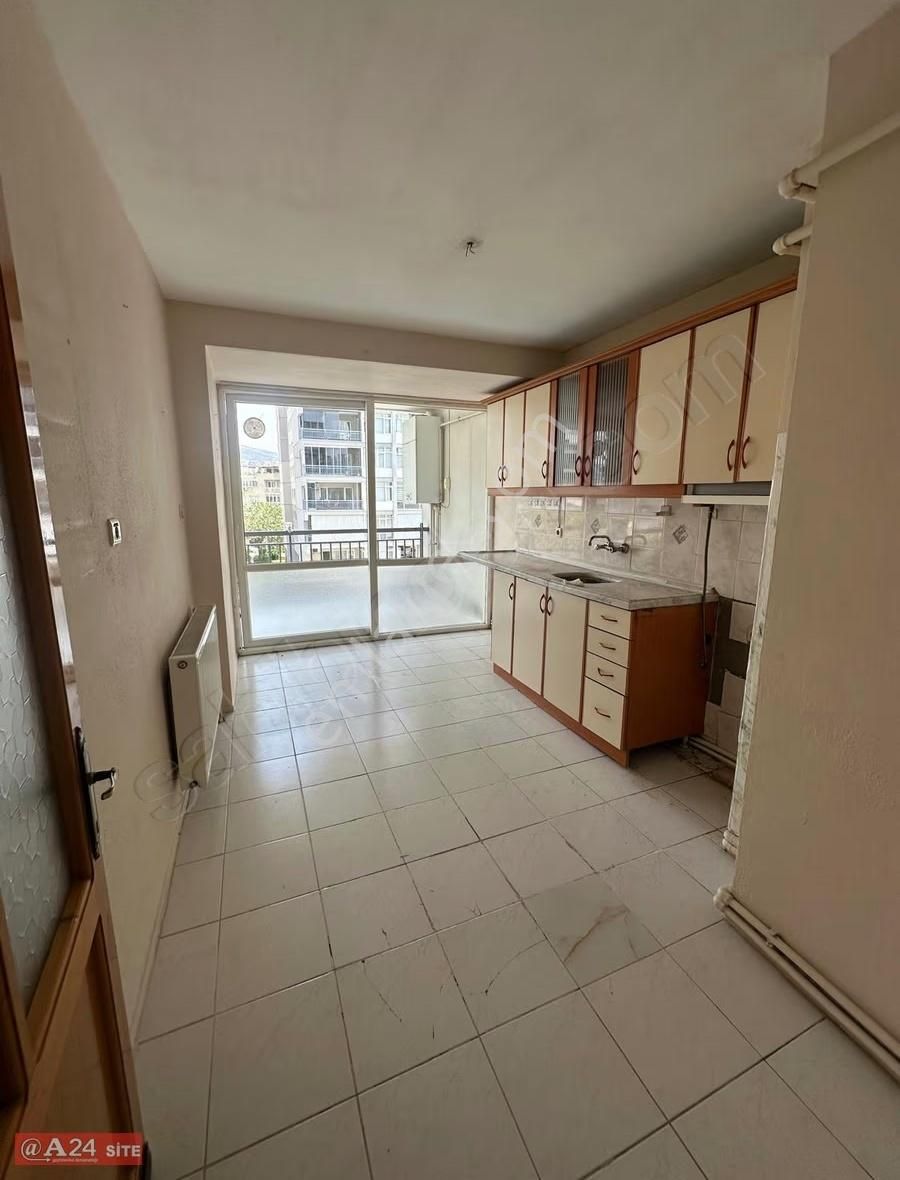 A24 Site Emlak Dan Bayraklı Seyhankent'de Kiralık Daire - Görsel 8