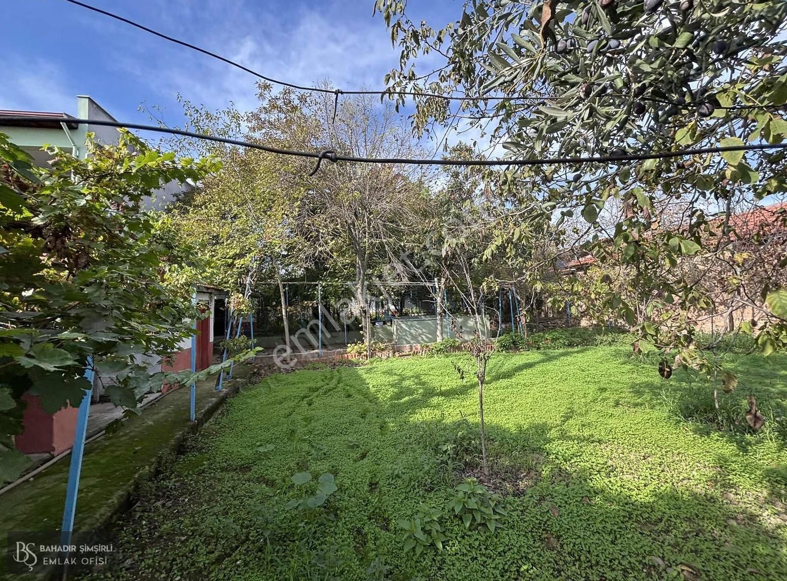 B.ş.den Medarda 1345 M2 Arazi İçinde Satılık Avlulu Kerpiç Ev - Görsel 11