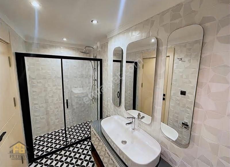 Fethiye Cumhuriyet Mahallesinde Kiralık Eşyalı 1+1 Daire - Görsel 3