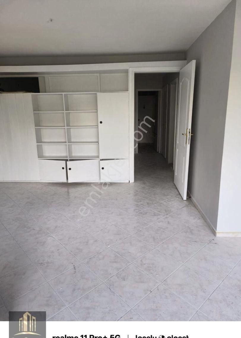 Alsancak Ali Çetinkaya Bulv.asansörlü 1+1 Dünya Göz Hastanesi Karşısında Satılık İş Yeri - Görsel 3