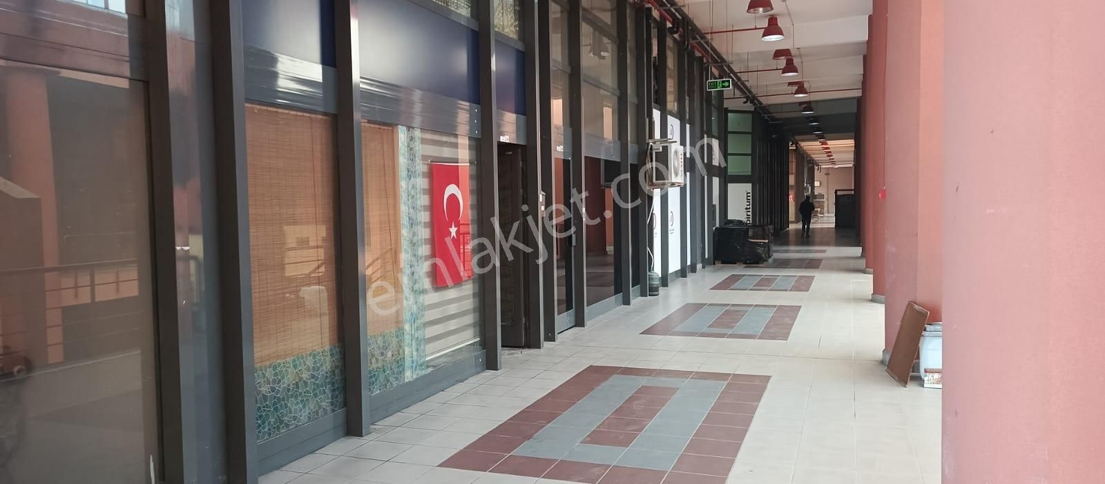 Tekstilkent Emlak'tan Bölmeli Yapılı 100 M2 Satılık Ofis - Görsel 2