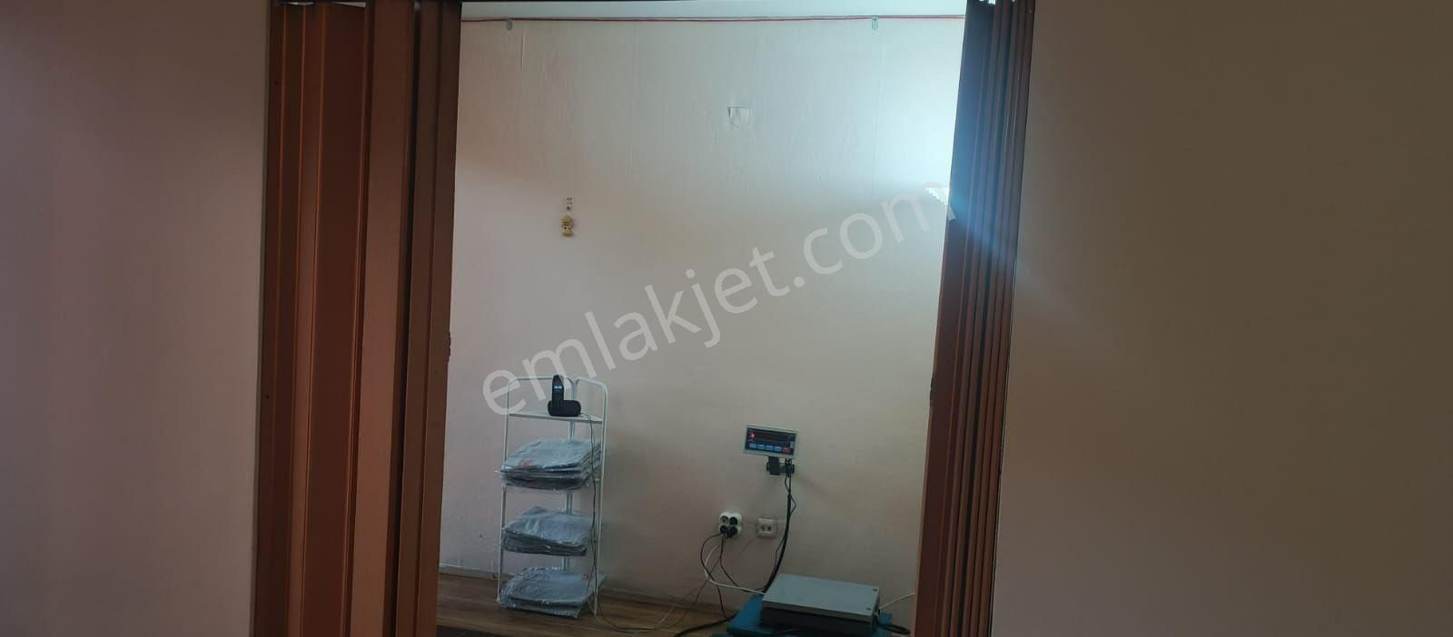 Tekstilkent Emlak'tan Bölmeli Yapılı 100 M2 Satılık Ofis - Görsel 18