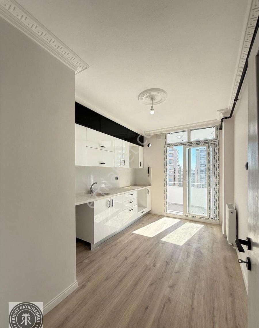 Çukurova 3+1 K.mutfak İsmet Atlı Blv Migros Civarı Huzurevleri Mahallesi Satılık Daire