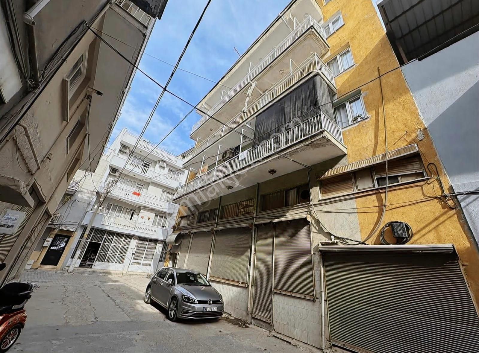 Birlik Mahallesinde Satılık Dükkan