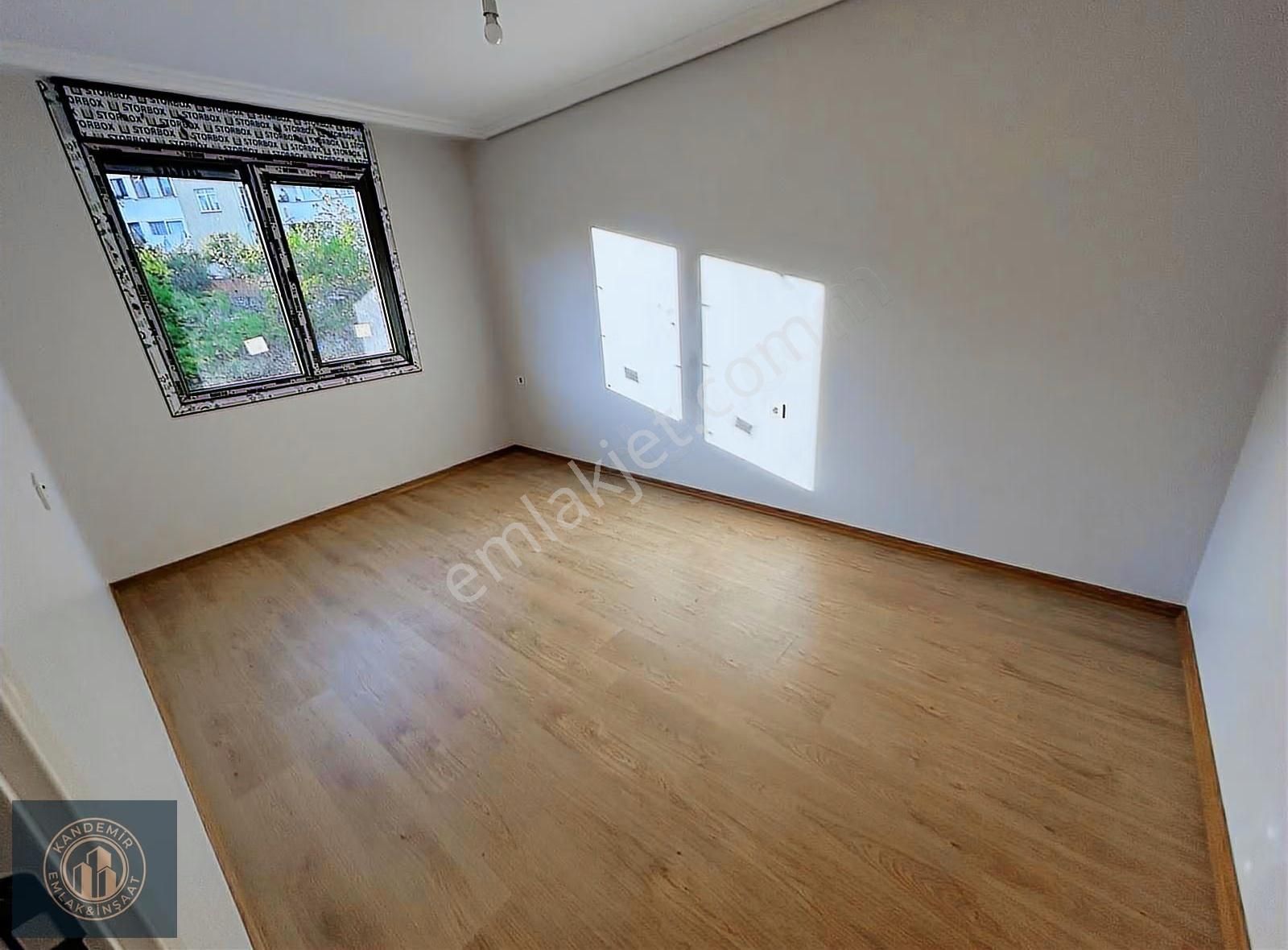 Üsküdar Merkez Nevçarşı Yanında 2+1 Otoparklı Daire - Görsel 20