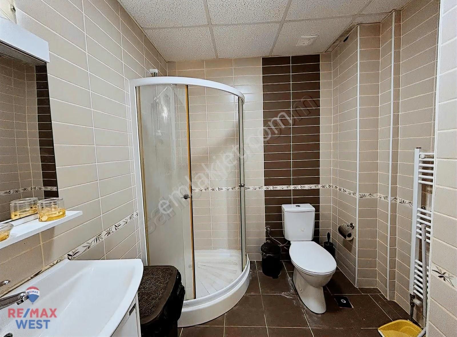 Villakent De 1500 M2 Bahçeli,havuzlu, Eşyalı Kiralık 2+1 Villa - Görsel 4