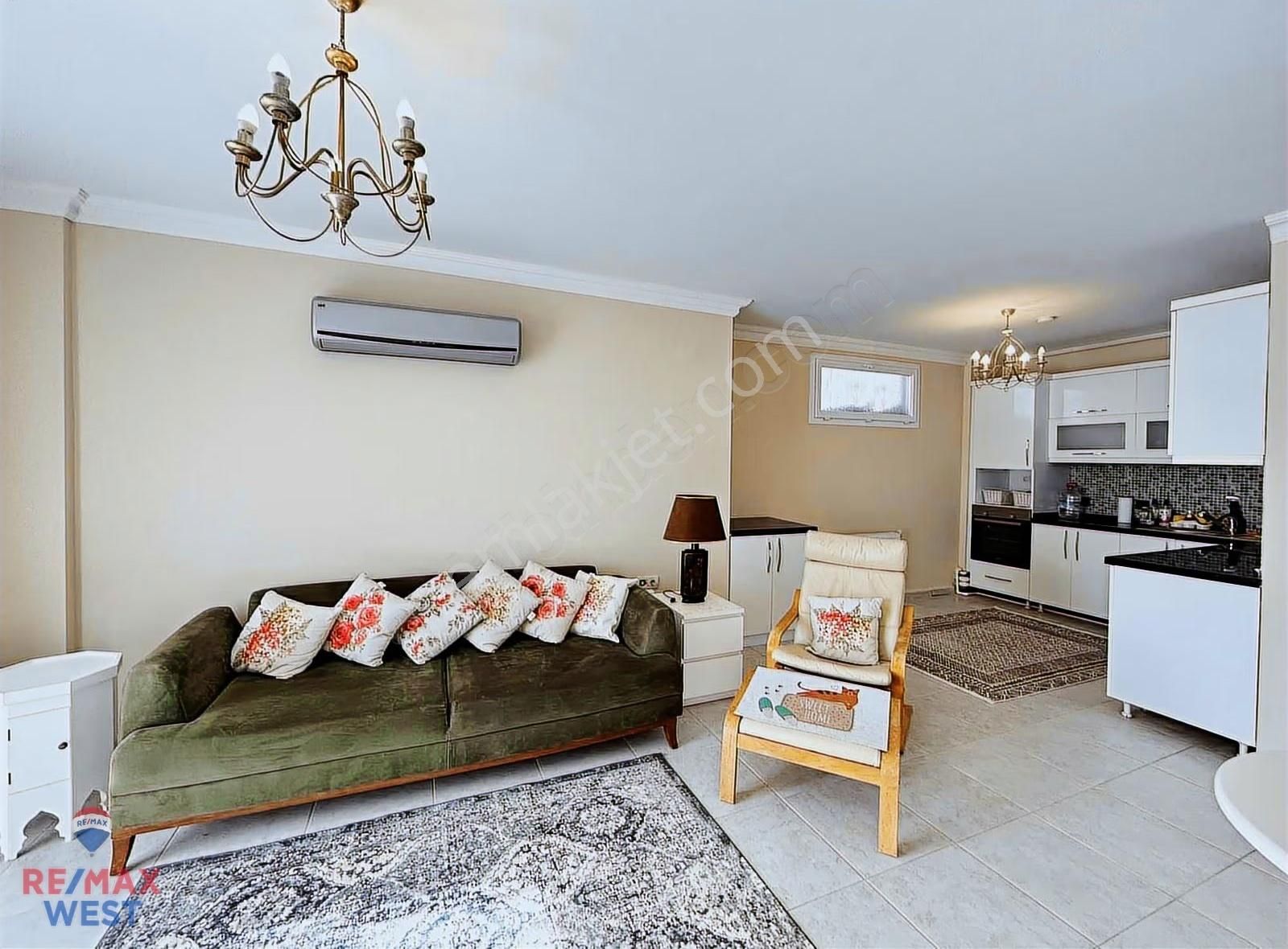 Villakent De 1500 M2 Bahçeli,havuzlu, Eşyalı Kiralık 2+1 Villa - Görsel 2