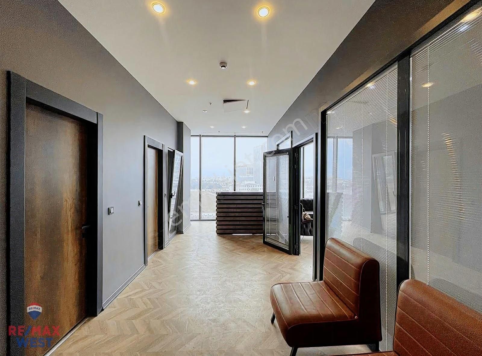 Osmangazi, Sky Tower' Satılık, Taşınmaya Hazır, Eşyalı 1+1 Ofis - Görsel 12