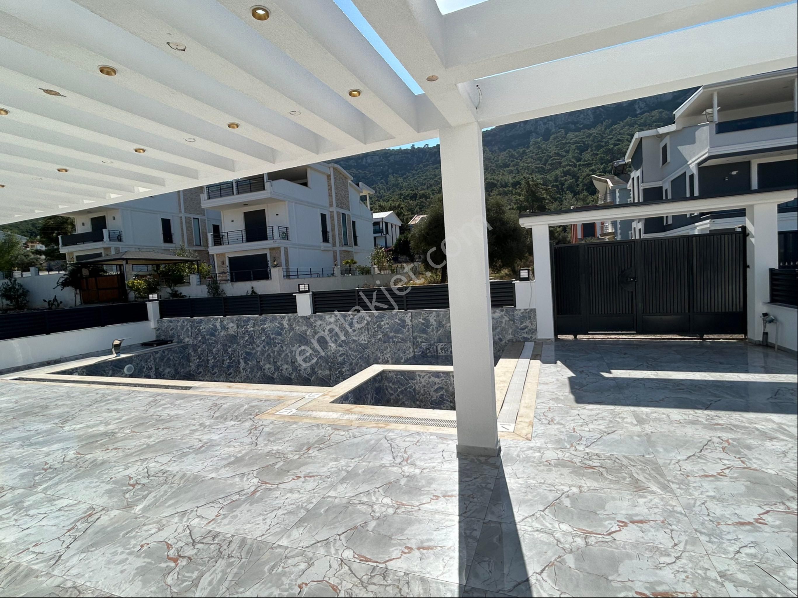 Didim Akbük Te Denize Yakın Lüks Villa - Görsel 5