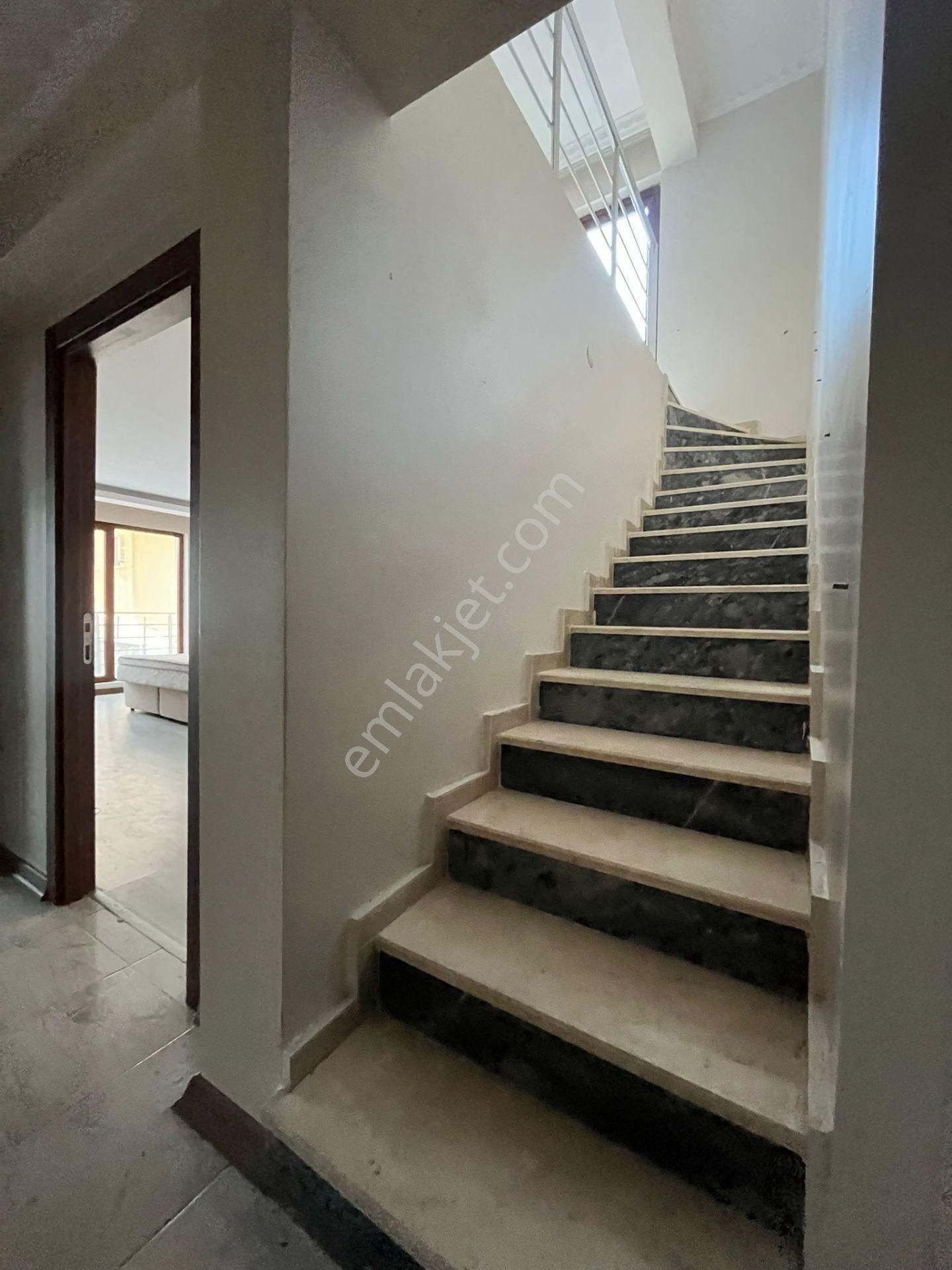 Yeşilbayır'da Mavi Göl Yakını 4+1 Satılık Dubleks Daire !!! - Görsel 20