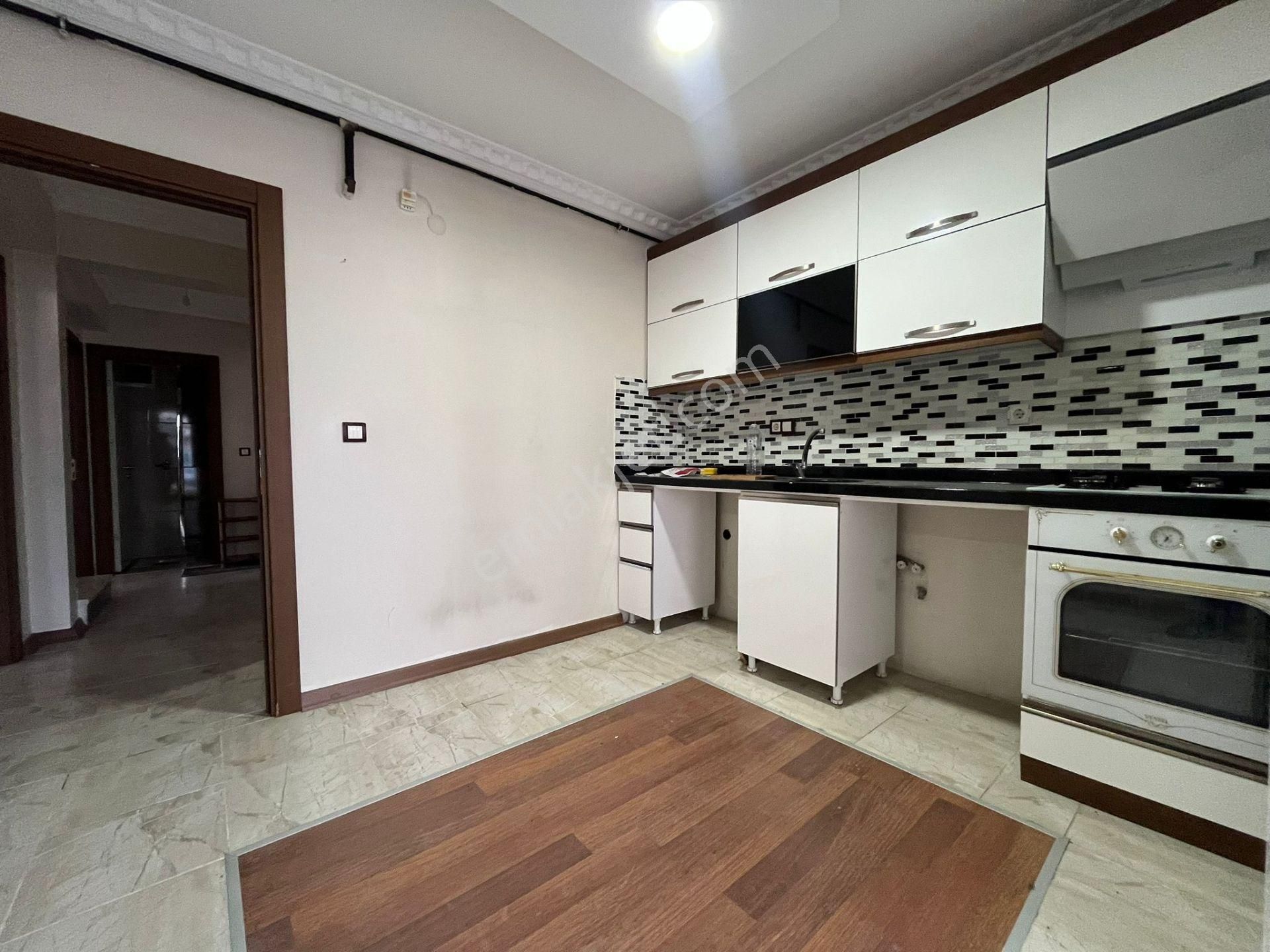 Yeşilbayır'da Mavi Göl Yakını 4+1 Satılık Dubleks Daire !!! - Görsel 3