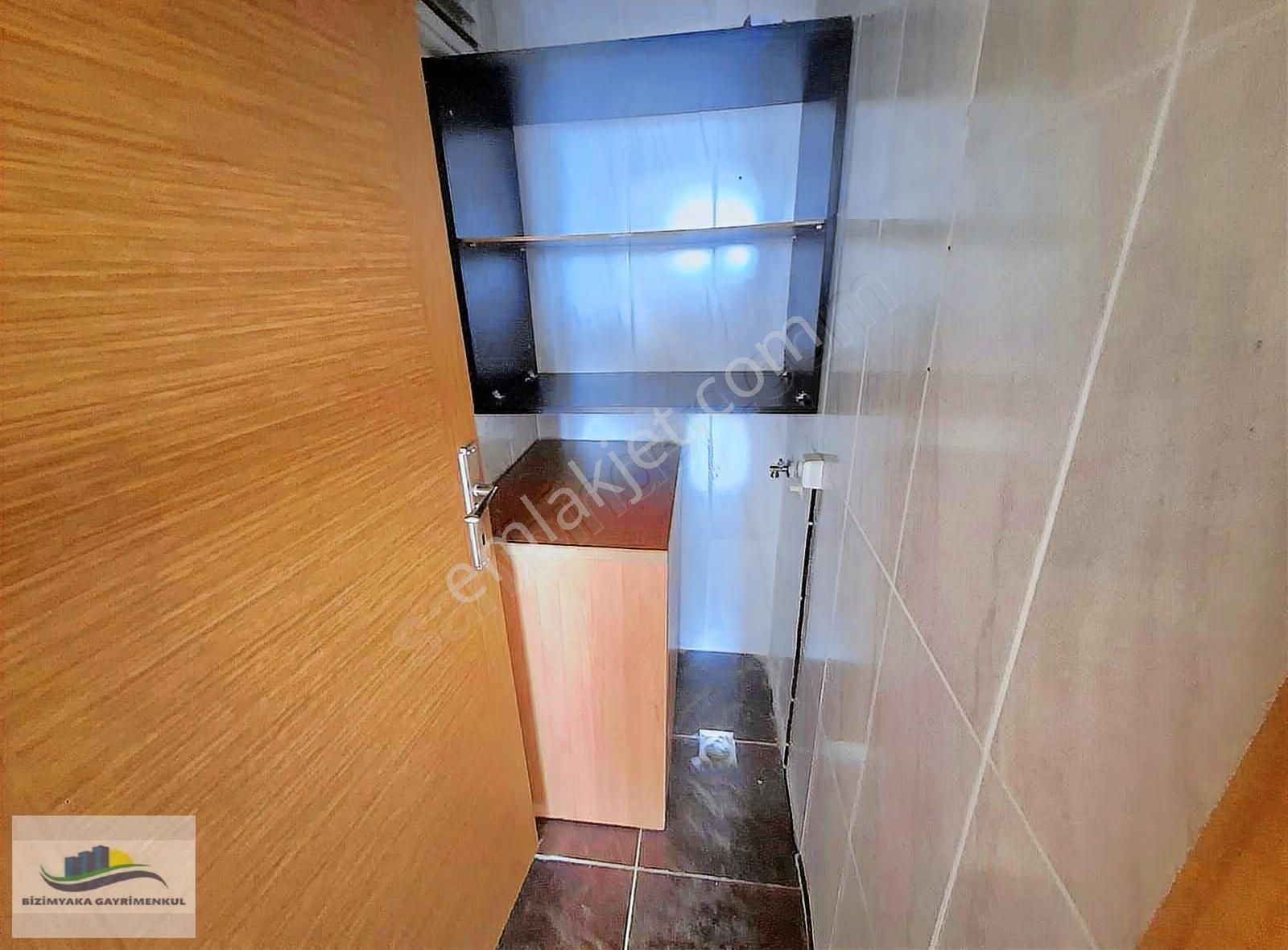 Yenidoğan Da Pazara Okula Ulaşımı Çok Yakın 2+1 Arakat - Görsel 17