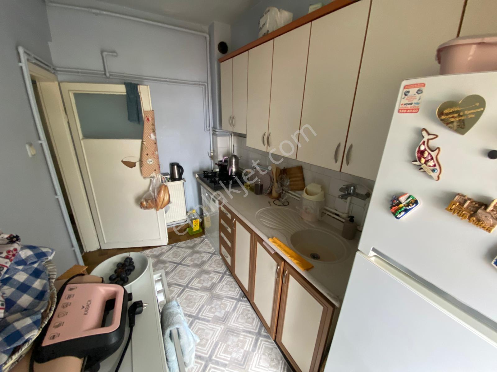 Karargahtepe Mahallesi'nde Cadde Üzerinde 3+1 Daire! - Görsel 2