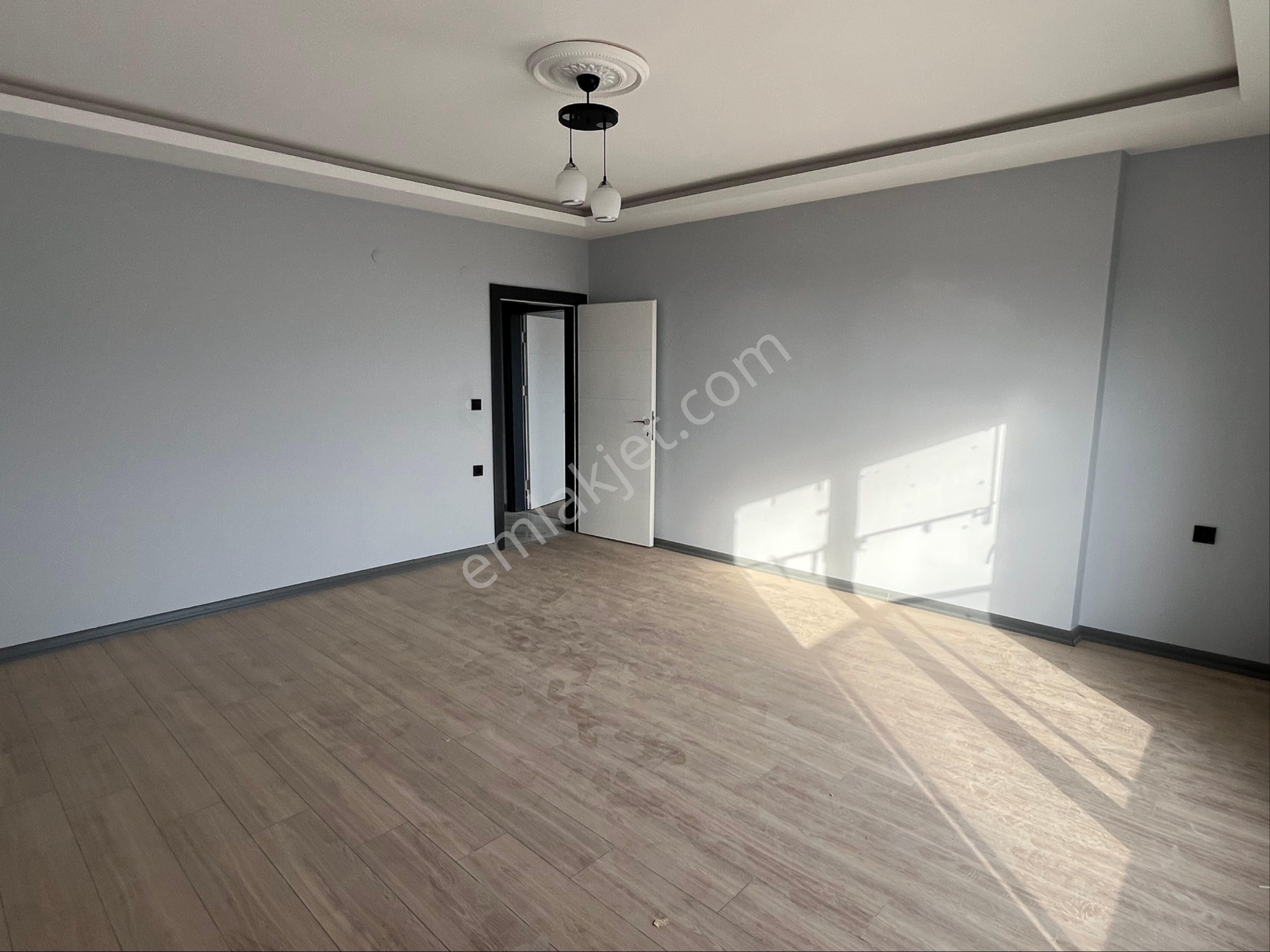 Zirve Gayrimenkul'den Full Deniz Manzaralı Bahçeli Tam Mustakil 4+1 Villa - Görsel 23