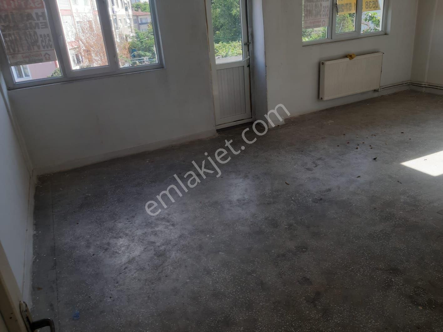 Kocasinan Yunus Emre Mh 4 Oda 1 Kt Satılık Daire