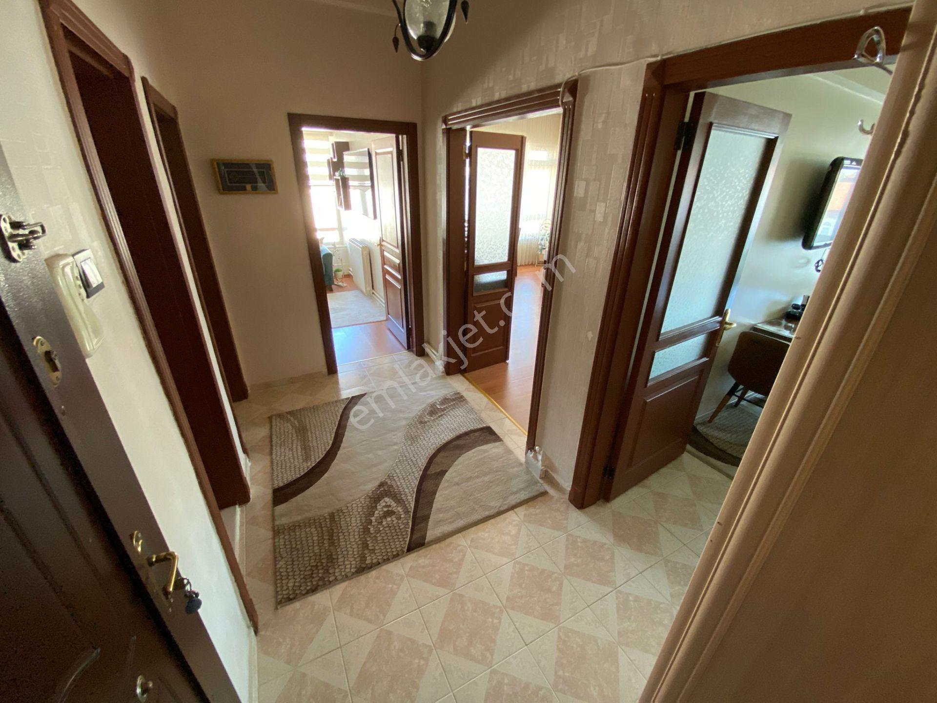 Karargahtepe Mahallesi'nde Cadde Üzerinde 3+1 Full Yapılı Daire! - Görsel 17