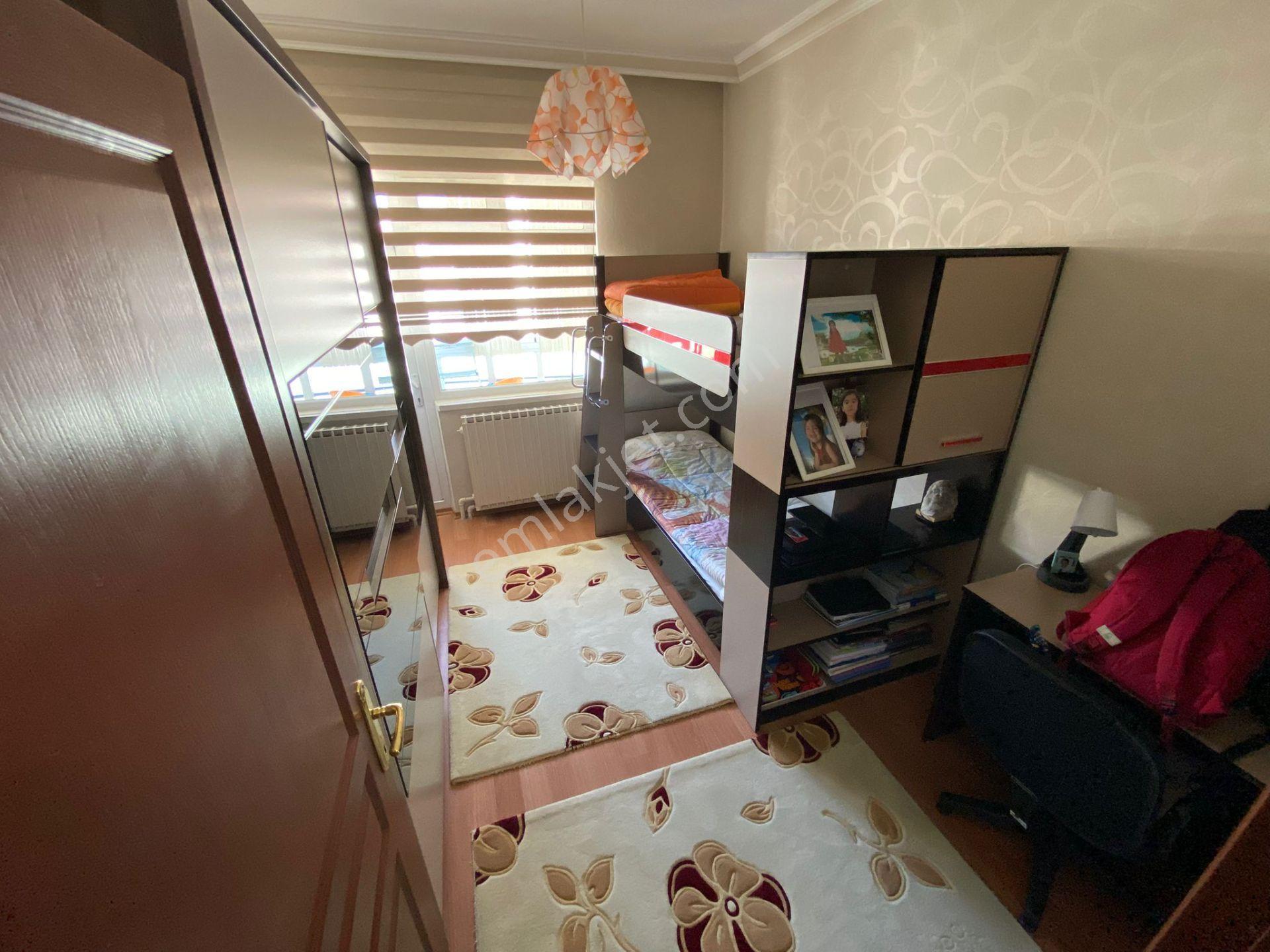 Karargahtepe Mahallesi'nde Cadde Üzerinde 3+1 Full Yapılı Daire! - Görsel 11