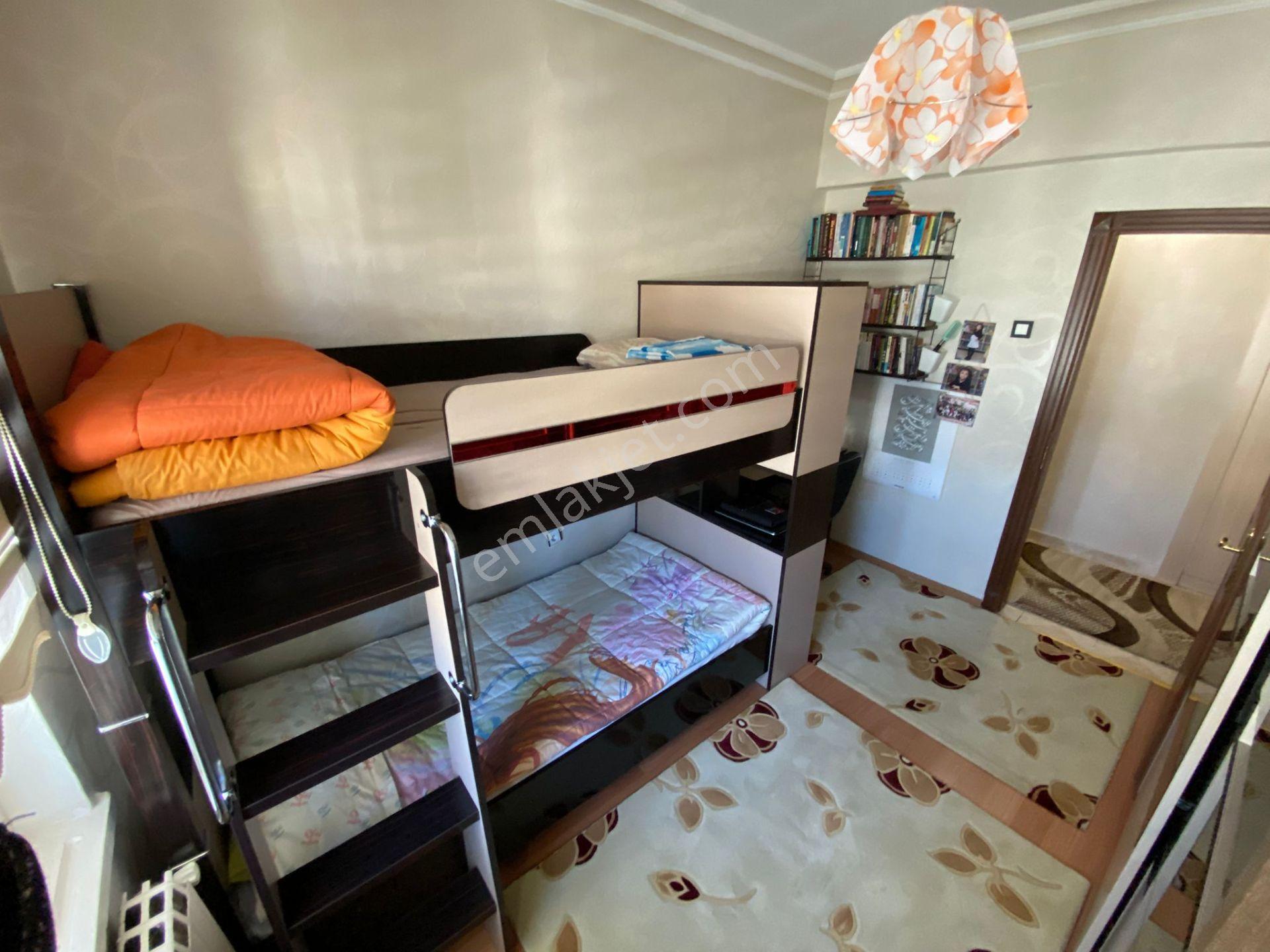 Karargahtepe Mahallesi'nde Cadde Üzerinde 3+1 Full Yapılı Daire! - Görsel 12