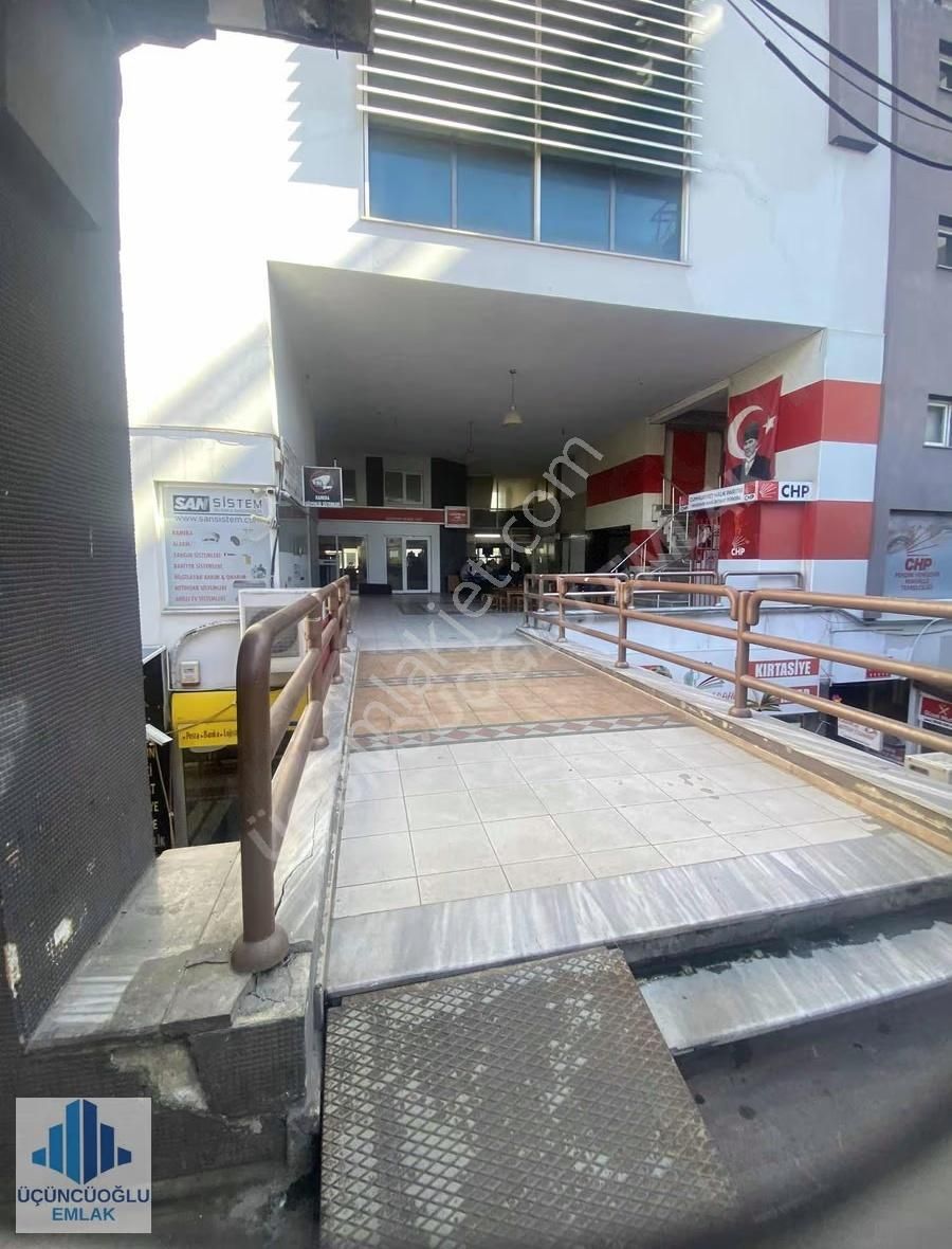Pendik Yenişehirin Gurup Center Pasajında Kiralık Dükkan - Görsel 8