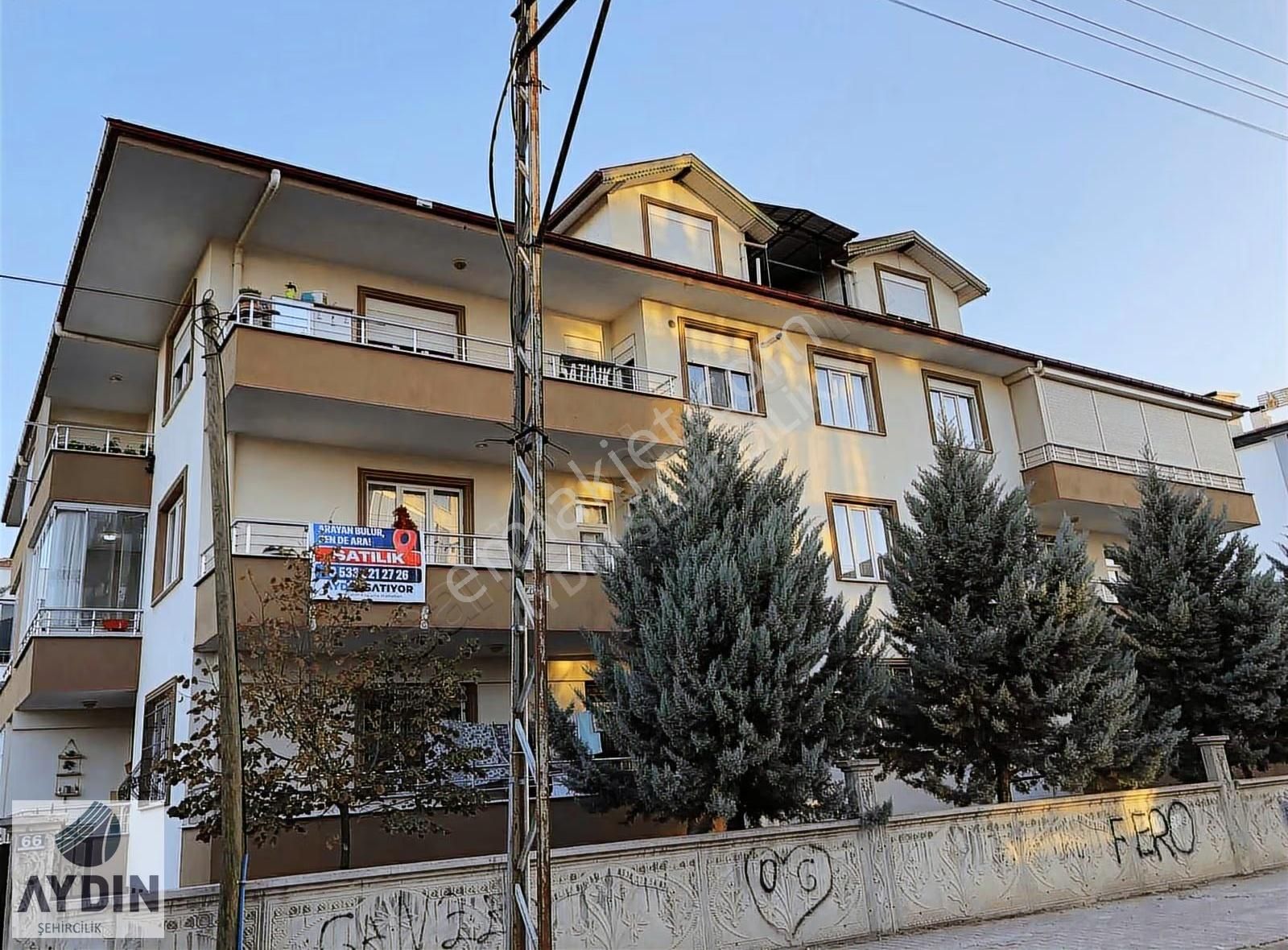 Aydın Satıyor'dan Büyük Kumköprü Cad. Arkasında 3+1 Geniş Daire