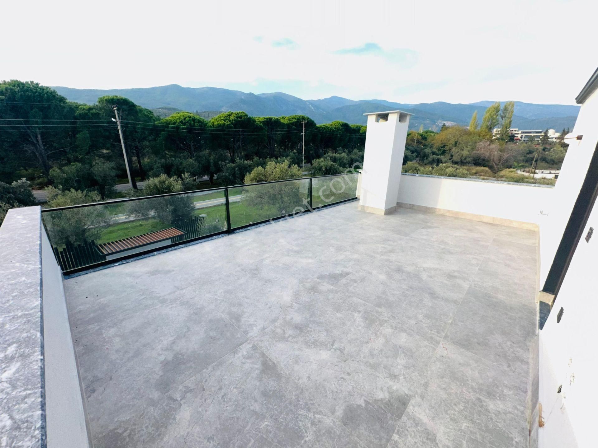 Güre Oteller Bölgesinde Müstakil Havuzlu Lüx 3+1 Satılık Villa - Görsel 33