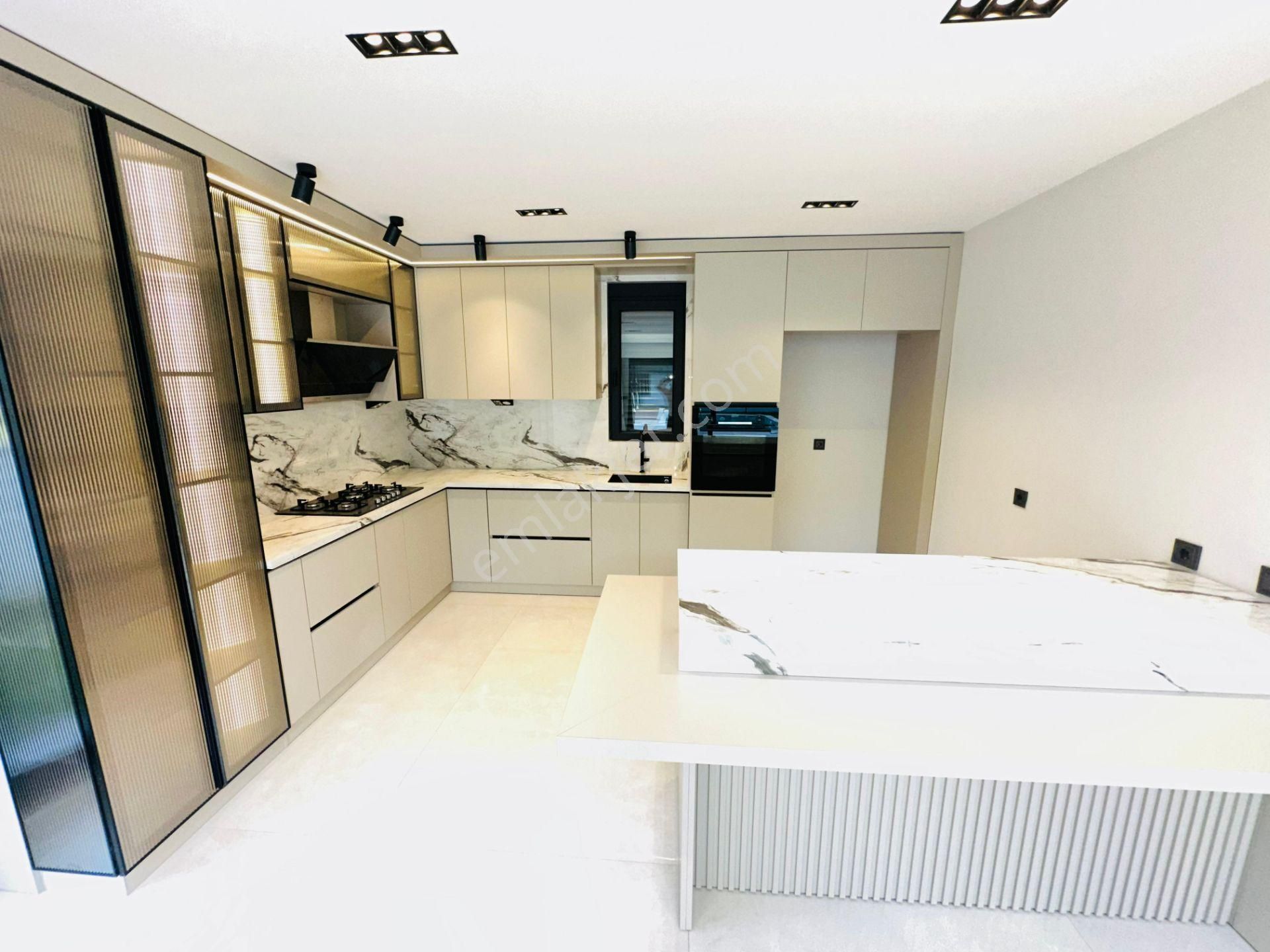 Güre Oteller Bölgesinde Müstakil Havuzlu Lüx 3+1 Satılık Villa - Görsel 8