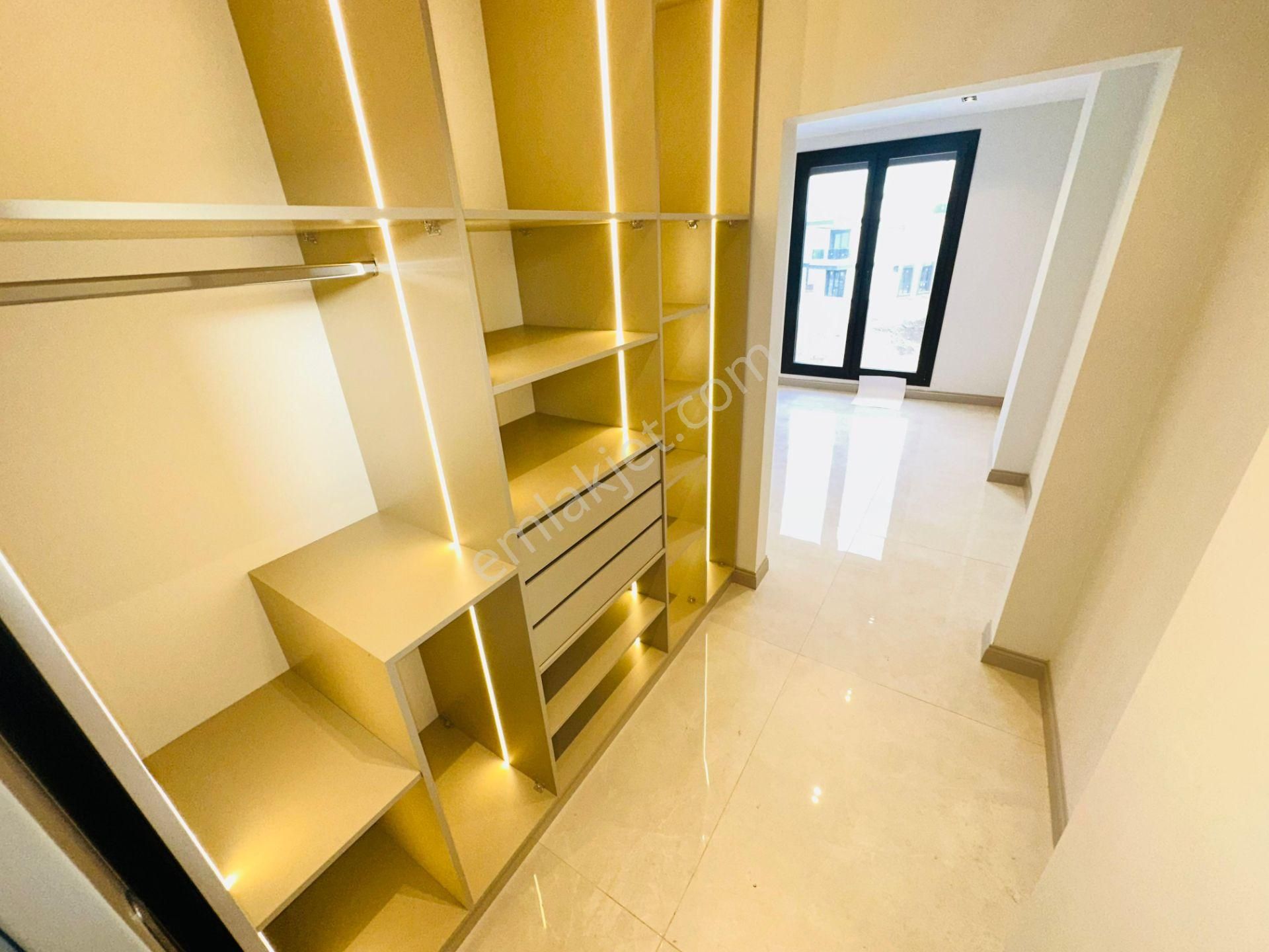 Güre Oteller Bölgesinde Müstakil Havuzlu Lüx 3+1 Satılık Villa - Görsel 23