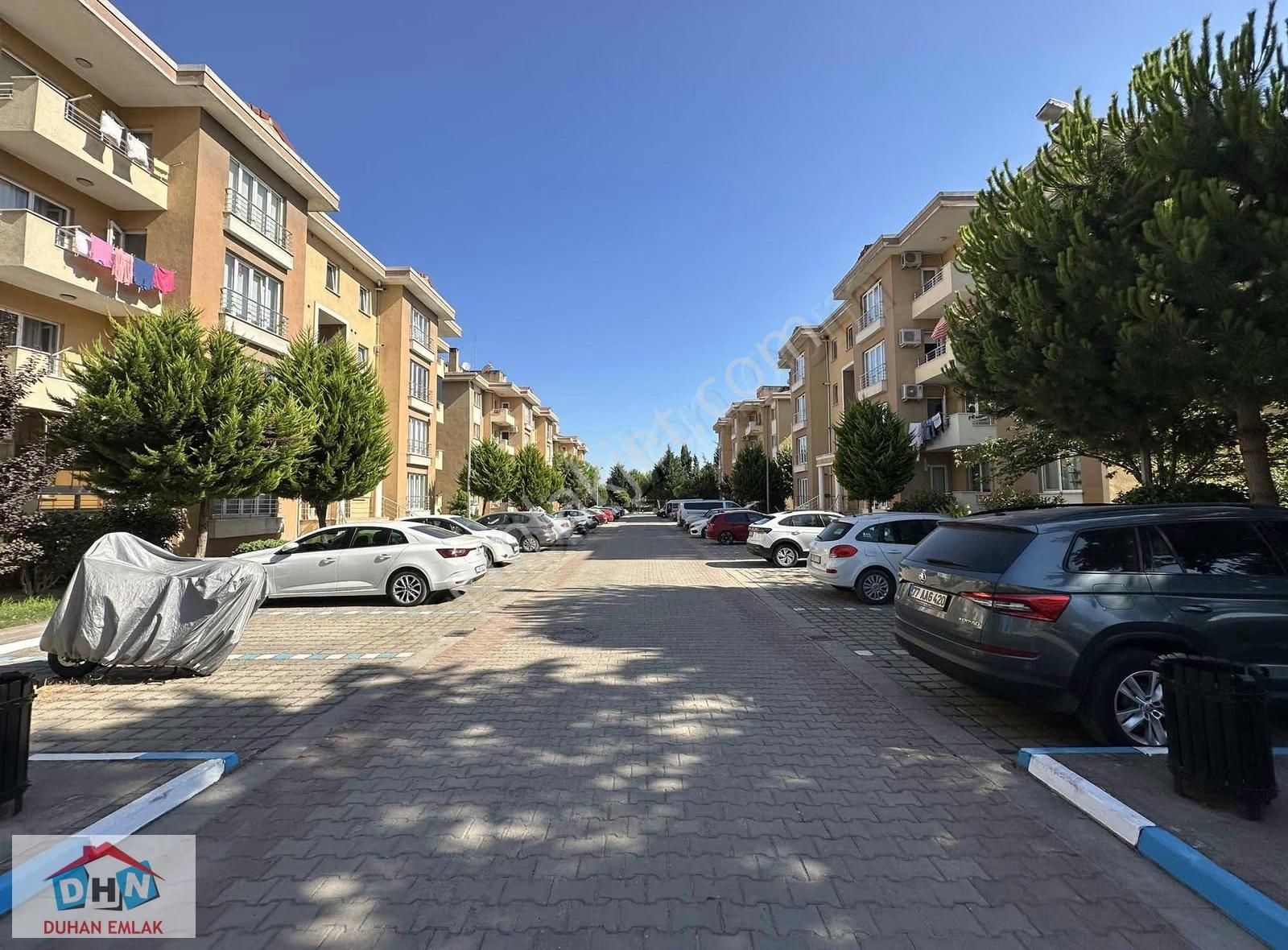 Duhan Emlak'tan Kiptaş Konutların'da 2+1 Eşyalı Kiralık Girişkat