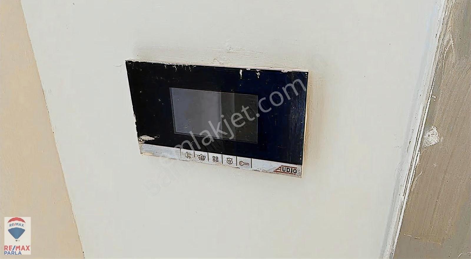 Körfez Mah./ Ara Kat/ Mutfak Ayrı /satılık 2+1 - Görsel 11