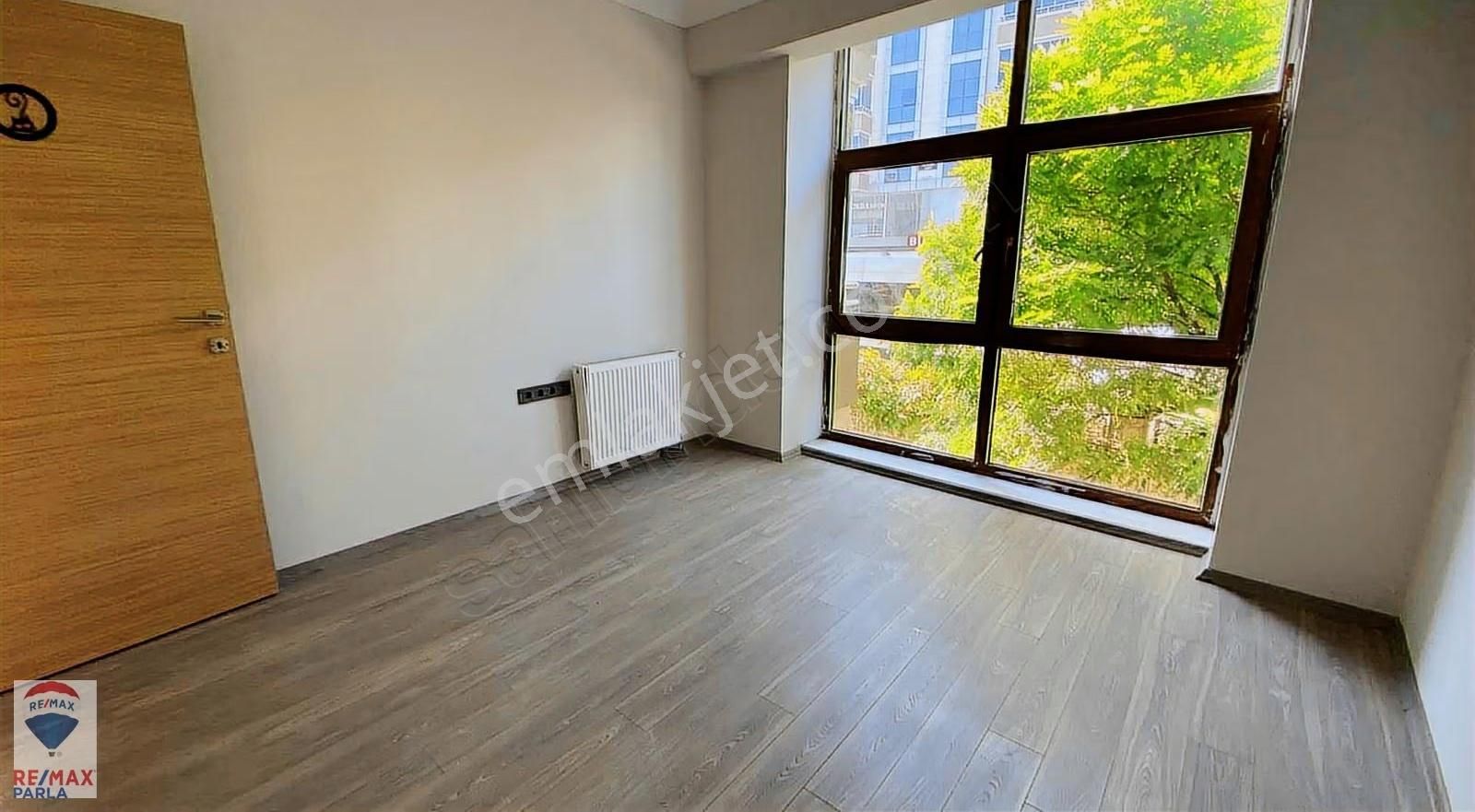 Körfez Mah./ Ara Kat/ Mutfak Ayrı /satılık 2+1 - Görsel 15