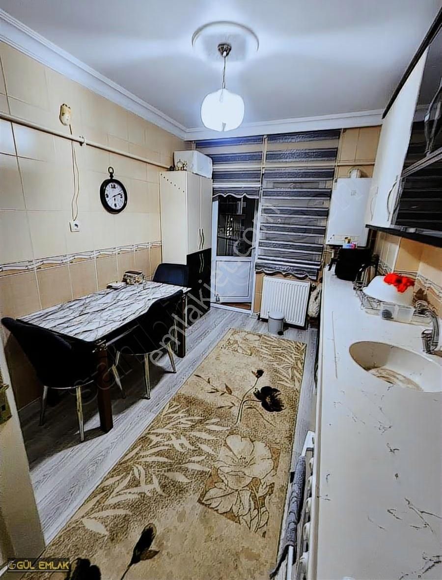 Karapürçek Te Cadde Üzerinde Asansörlü 1kat Bakımlı Daire - Görsel 14