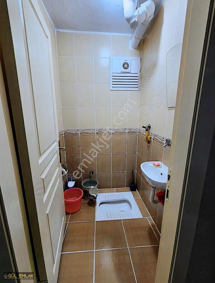 Karapürçek Te Cadde Üzerinde Asansörlü 1kat Bakımlı Daire - Görsel 9