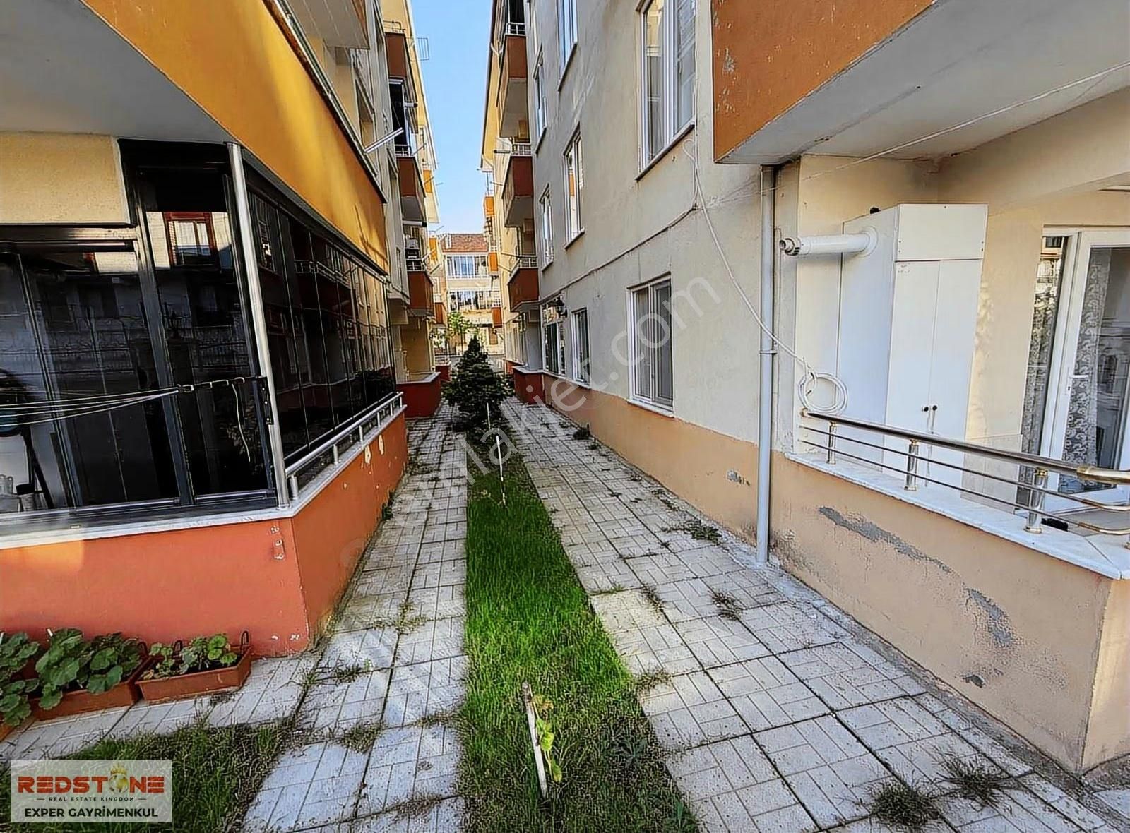 Aziziye'de Havuzlu Sitede,kombili Cam Balkonlu 2+1 Satılık Daire - Görsel 15