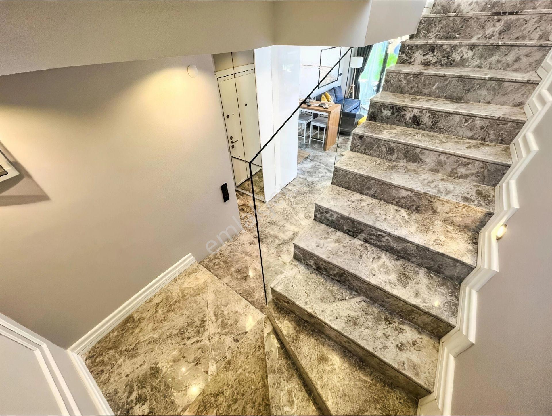 Kuşadası Güzelçamlıda Acil Satılık Sıfır Villa - Görsel 27