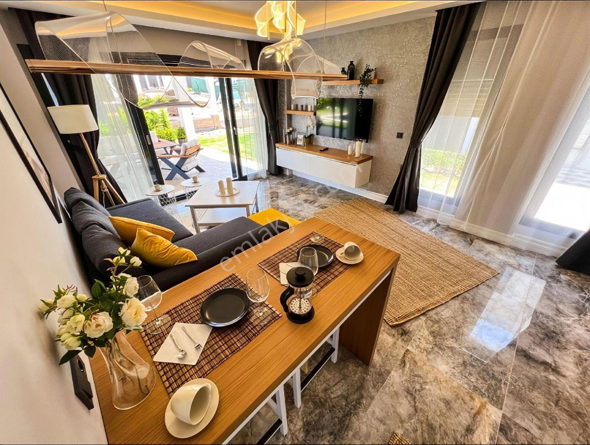 Kuşadası Güzelçamlıda Acil Satılık Sıfır Villa - Görsel 14