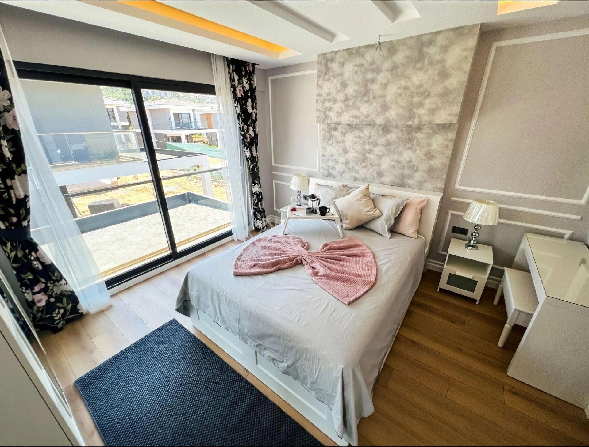 Kuşadası Güzelçamlıda Acil Satılık Sıfır Villa - Görsel 6