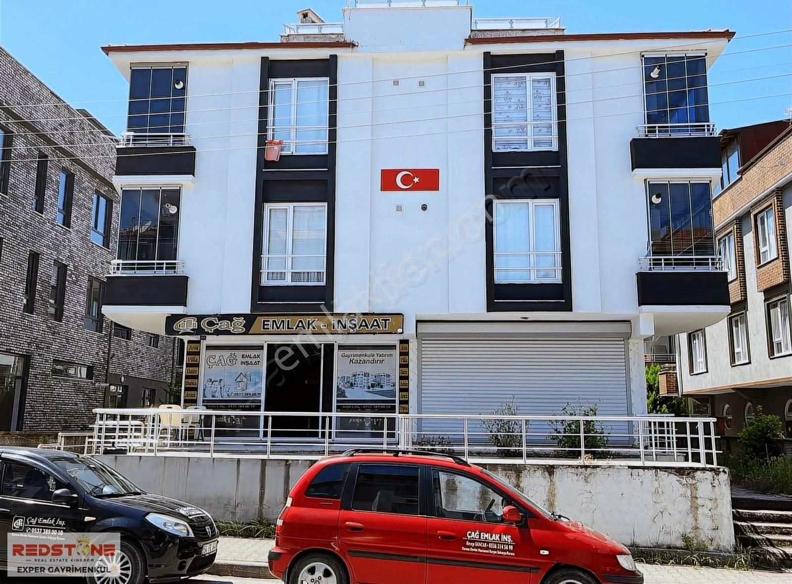 Akkum'da Hastane Karşısı, Bahçe Kullanımlı, Kombili 2+1 Yazlık
