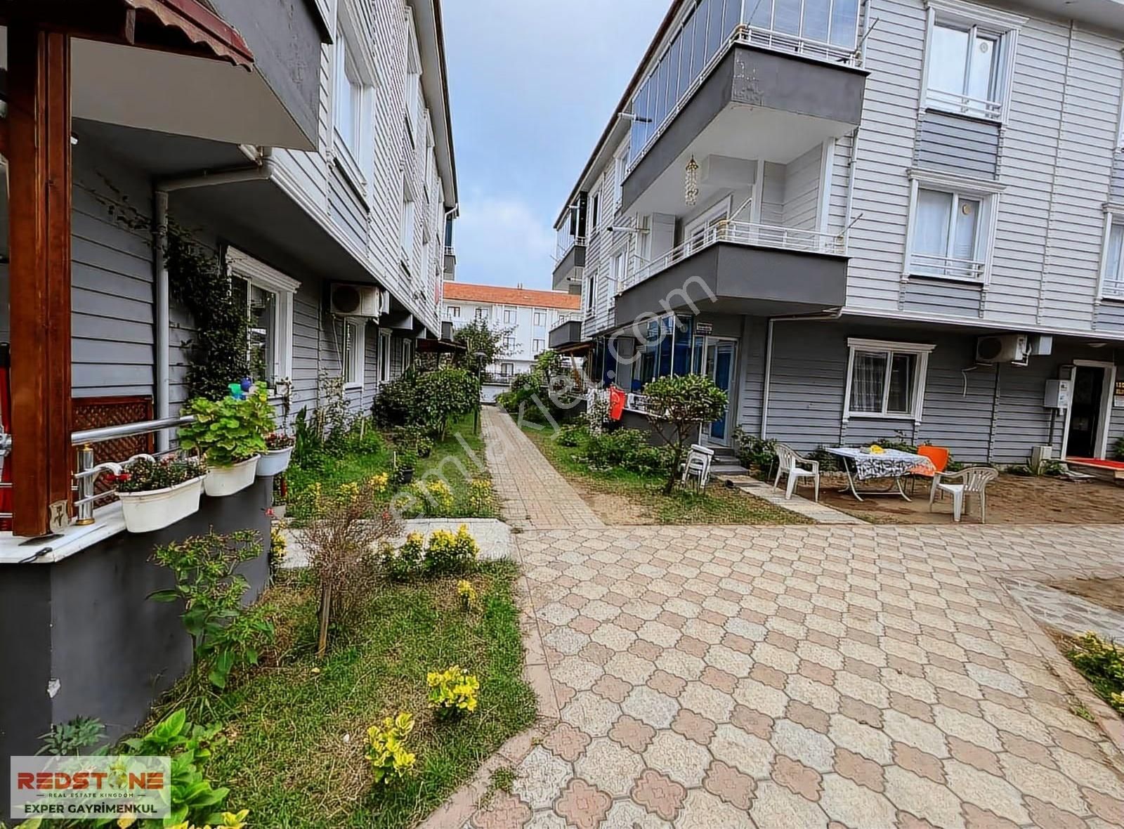 Karasu'da Adliye Yanı Havuzlu Sitede Kombili 2+1 Ara Kat Daire - Görsel 14