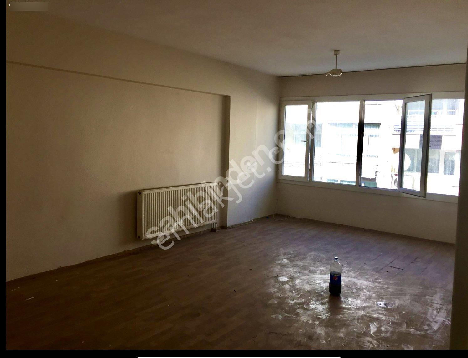 Kiralık 1. Nakliye Caddesinde, 3+1 Doğalgazlı Ön Cephe Daire - Görsel 13