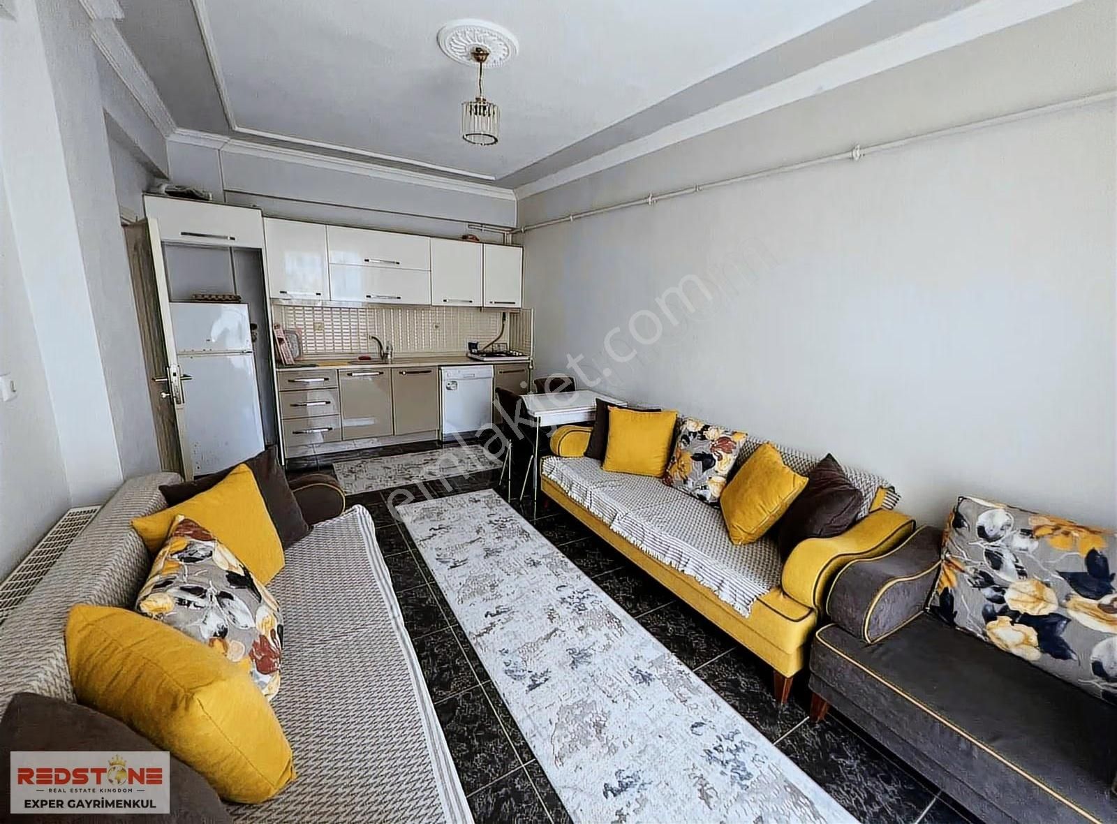 Aziziye'de Güvenlikli Sitede, Havuz Cephe, Eşyalı Satılık Daire - Görsel 2