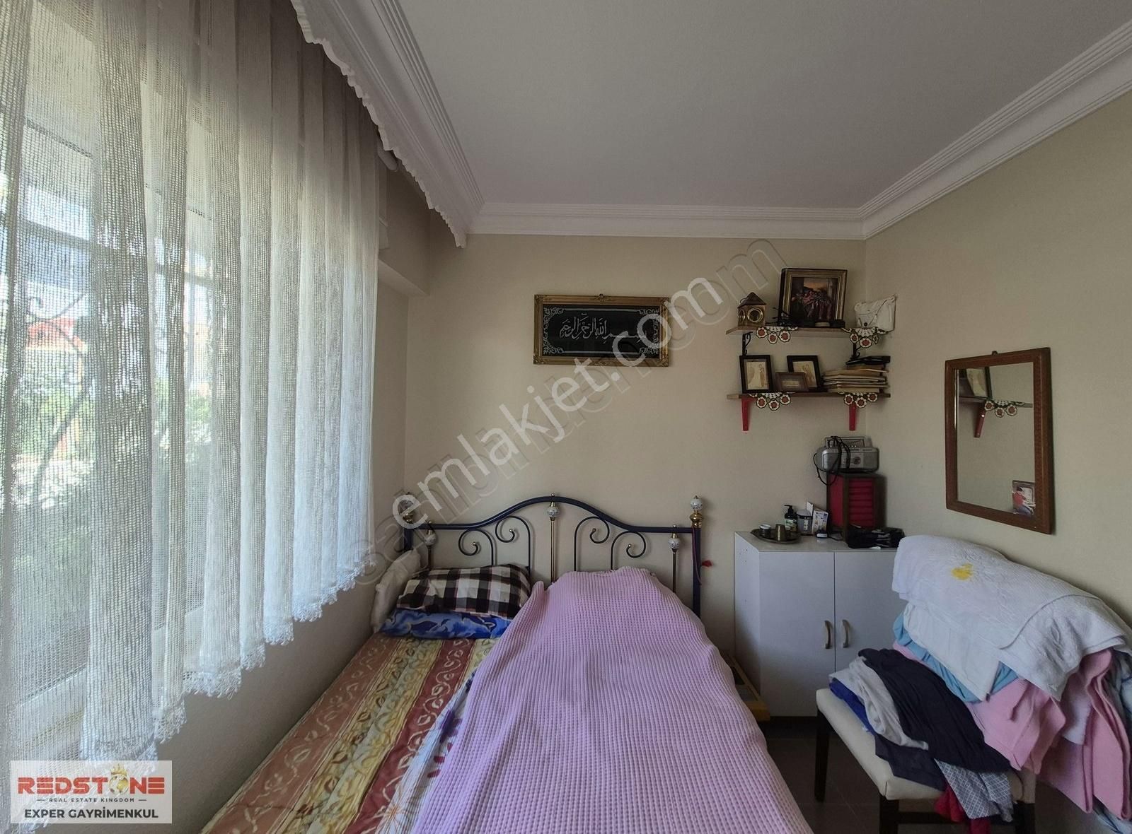 Karasu'da Denize 1 Dk Cadde Üstü Bahçe Katı Satılık 2+1 Daire - Görsel 2