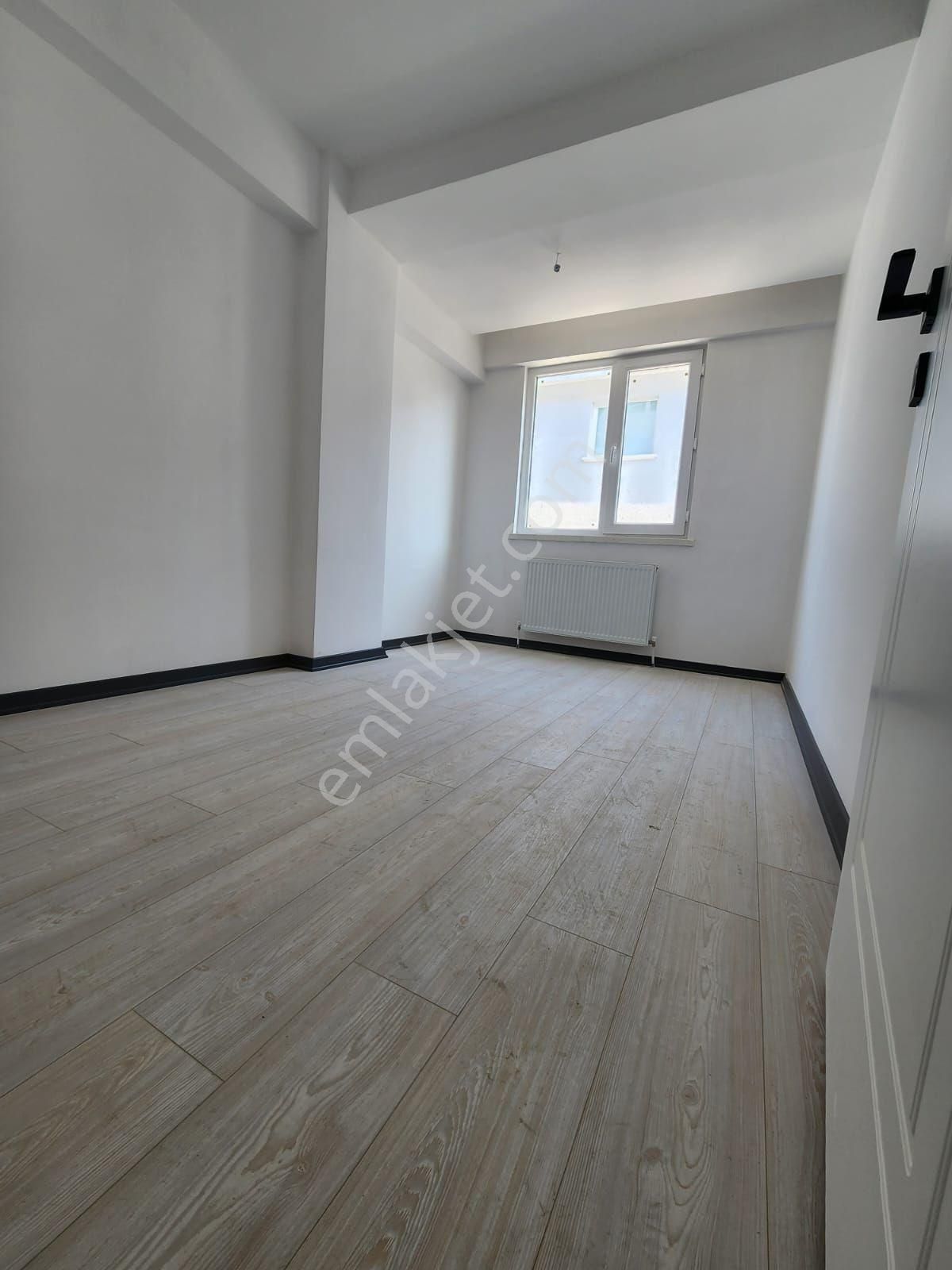 Gül Emlaktan Karapürçekte Full Yapılı 3+1 Geniş Daire - Görsel 11