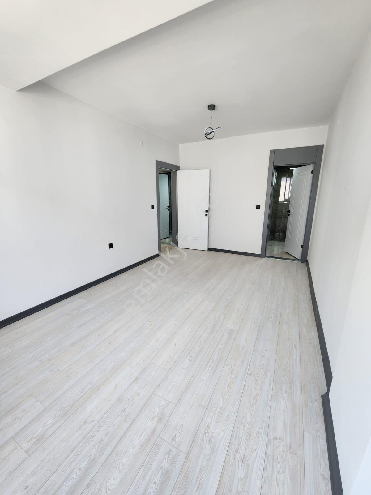 Gül Emlaktan Karapürçekte Full Yapılı 3+1 Geniş Daire - Görsel 15