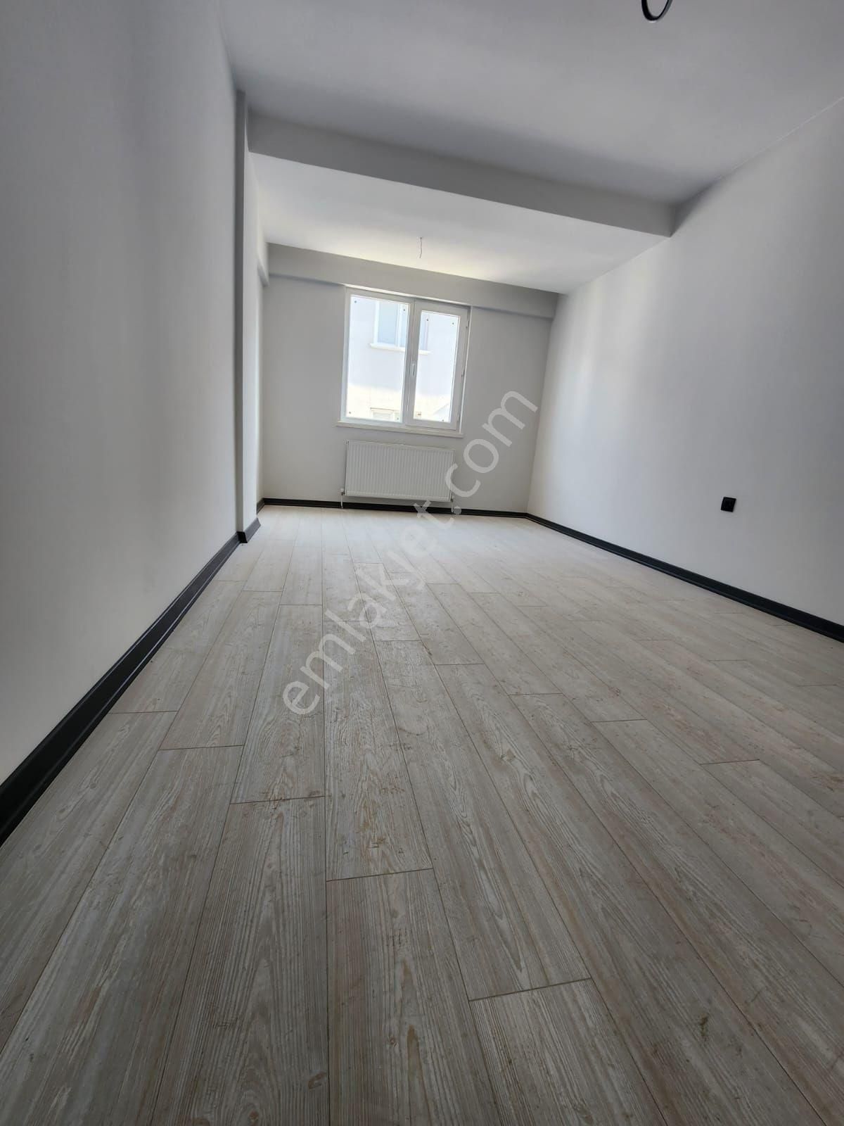 Gül Emlaktan Karapürçekte Full Yapılı 3+1 Geniş Daire - Görsel 23