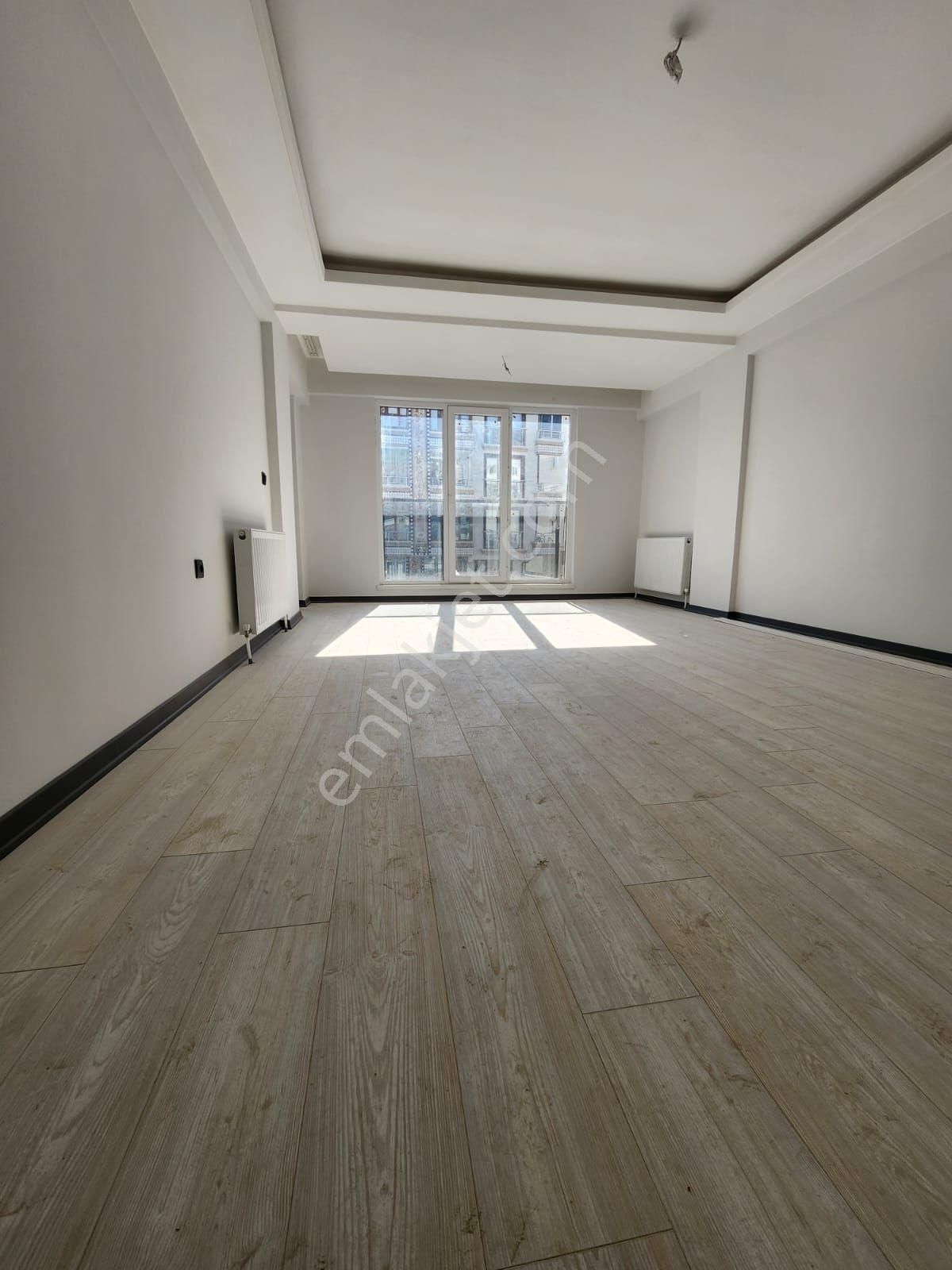 Gül Emlaktan Karapürçekte Full Yapılı 3+1 Geniş Daire - Görsel 28