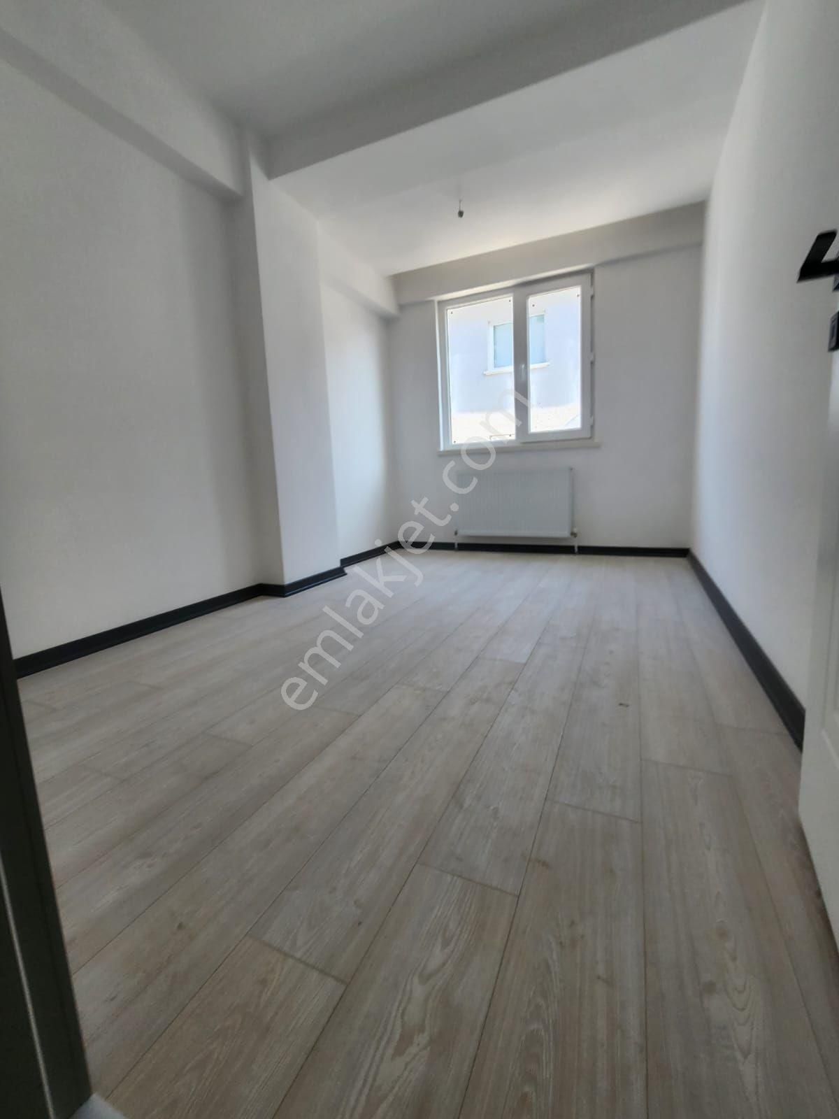 Gül Emlaktan Karapürçekte Full Yapılı 3+1 Geniş Daire - Görsel 16